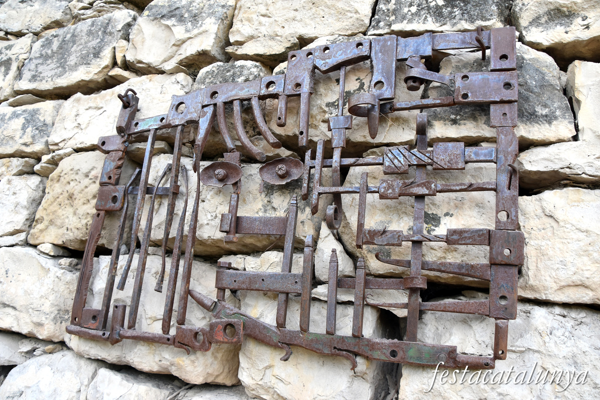 Vilalba dels Arcs - Nucli històric (Escultura de ferro)