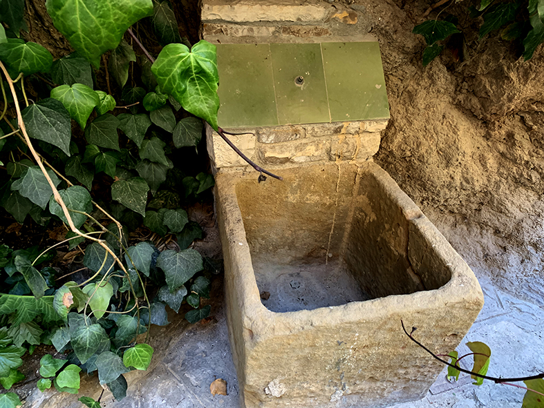 Font del Raval de Castellfollit de Riubregós