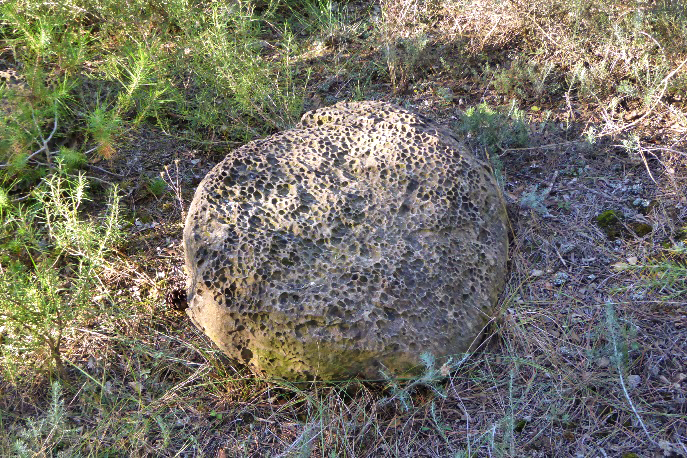 La Granadella - Cal Saliner - Salera o pedra de sal