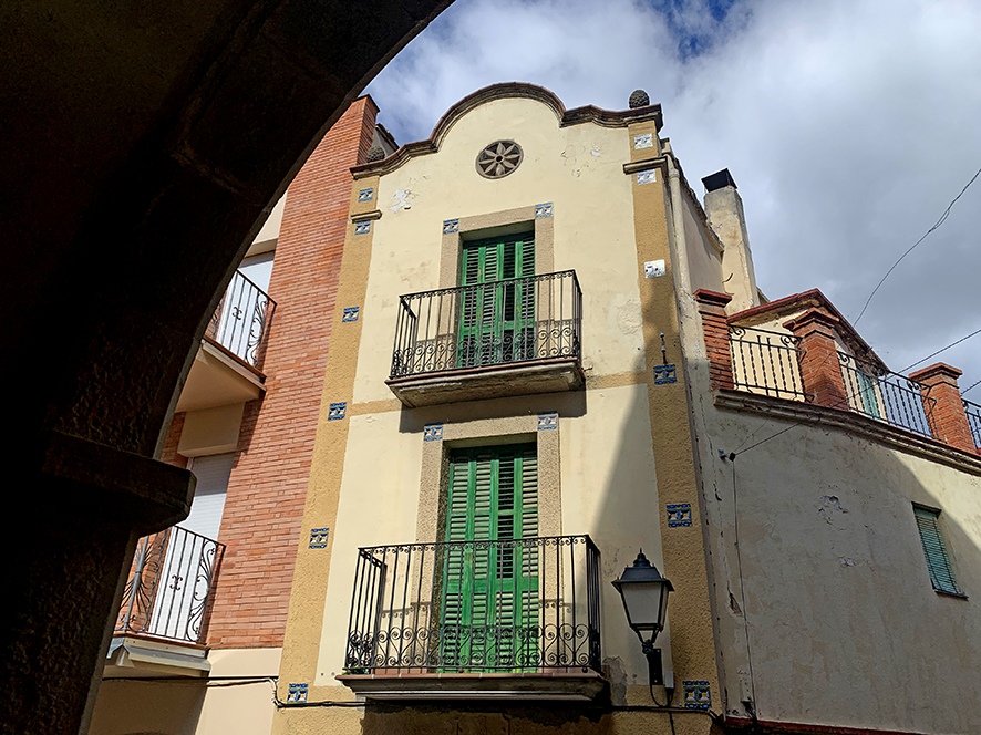 Cal Botines de Castellfollit de Riubregós