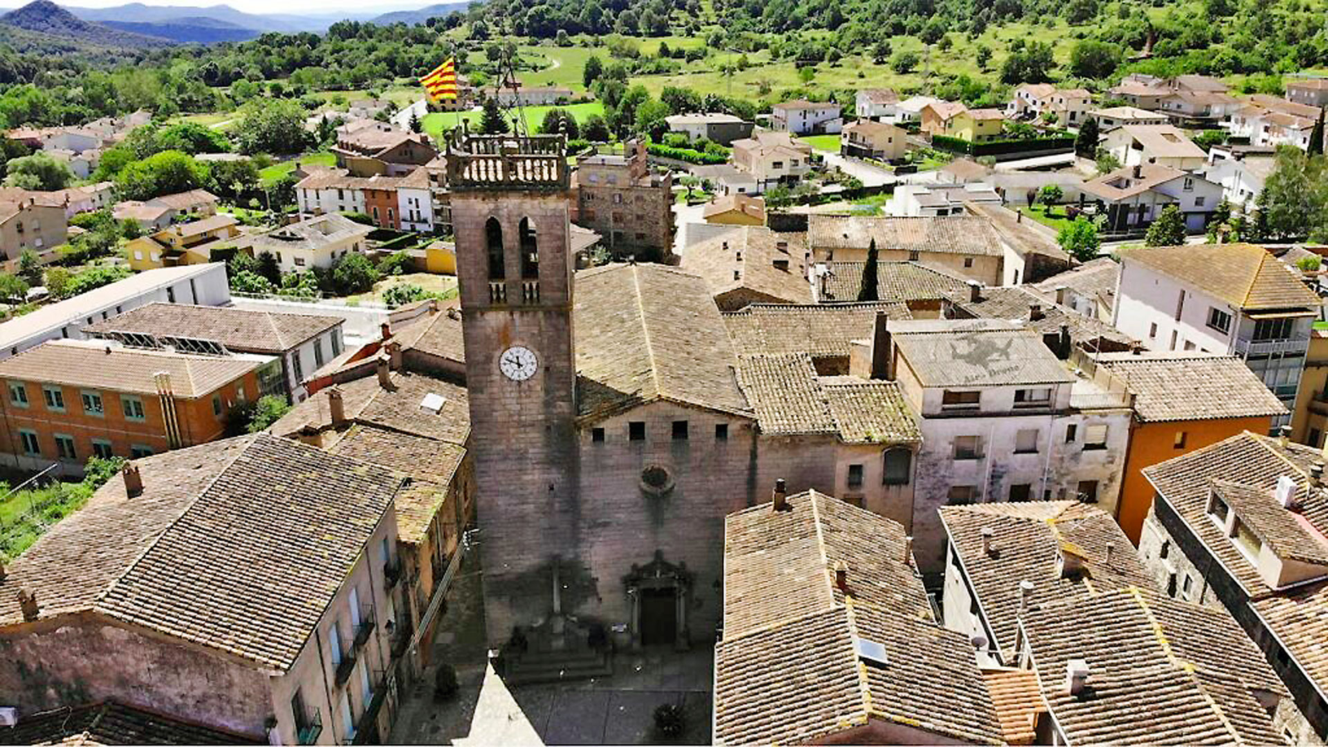 Sant Feliu de Pallerols - Església parroquial de Sant Feliu