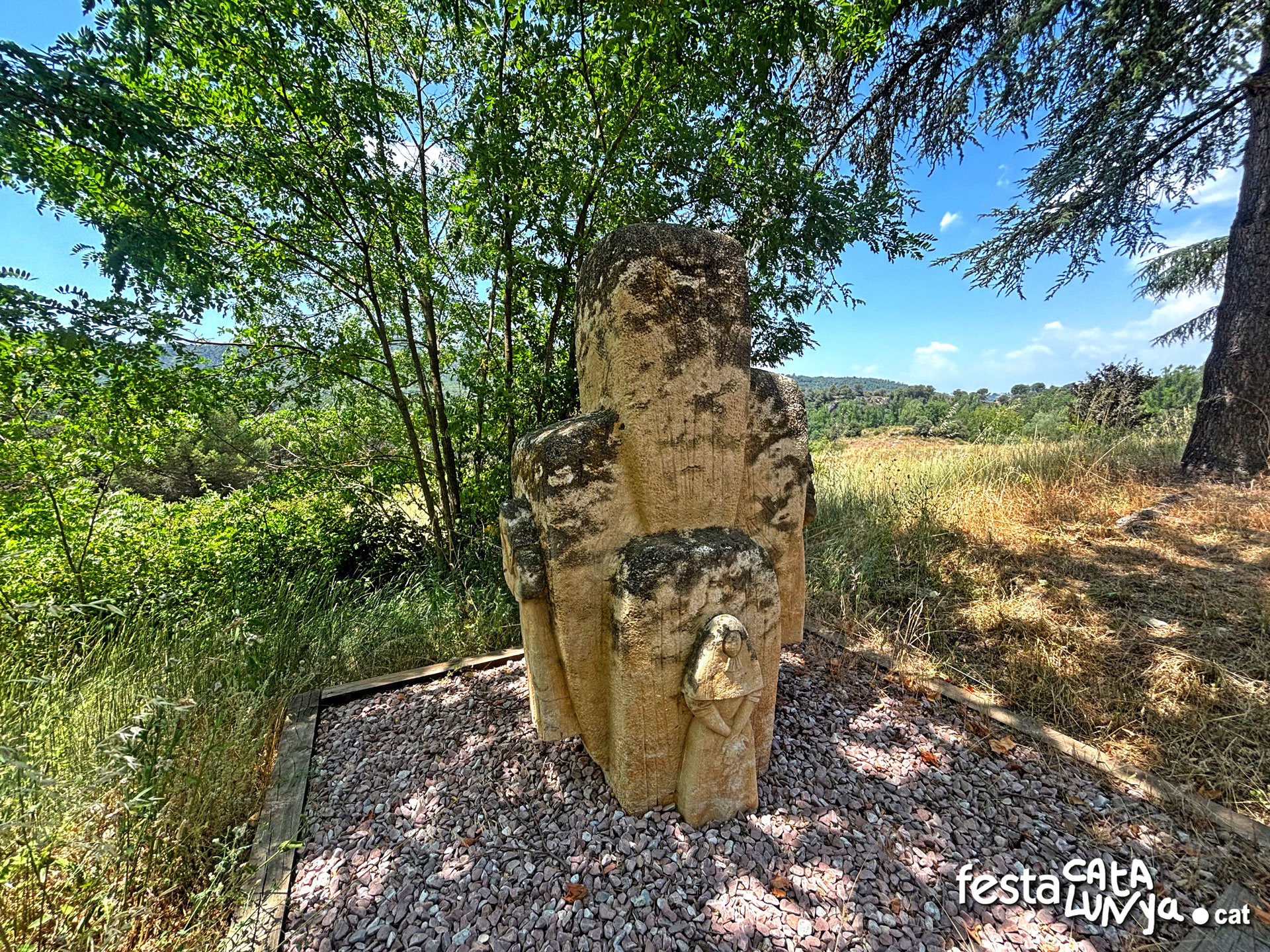 Escultura Símbols a Monistrol de Calders