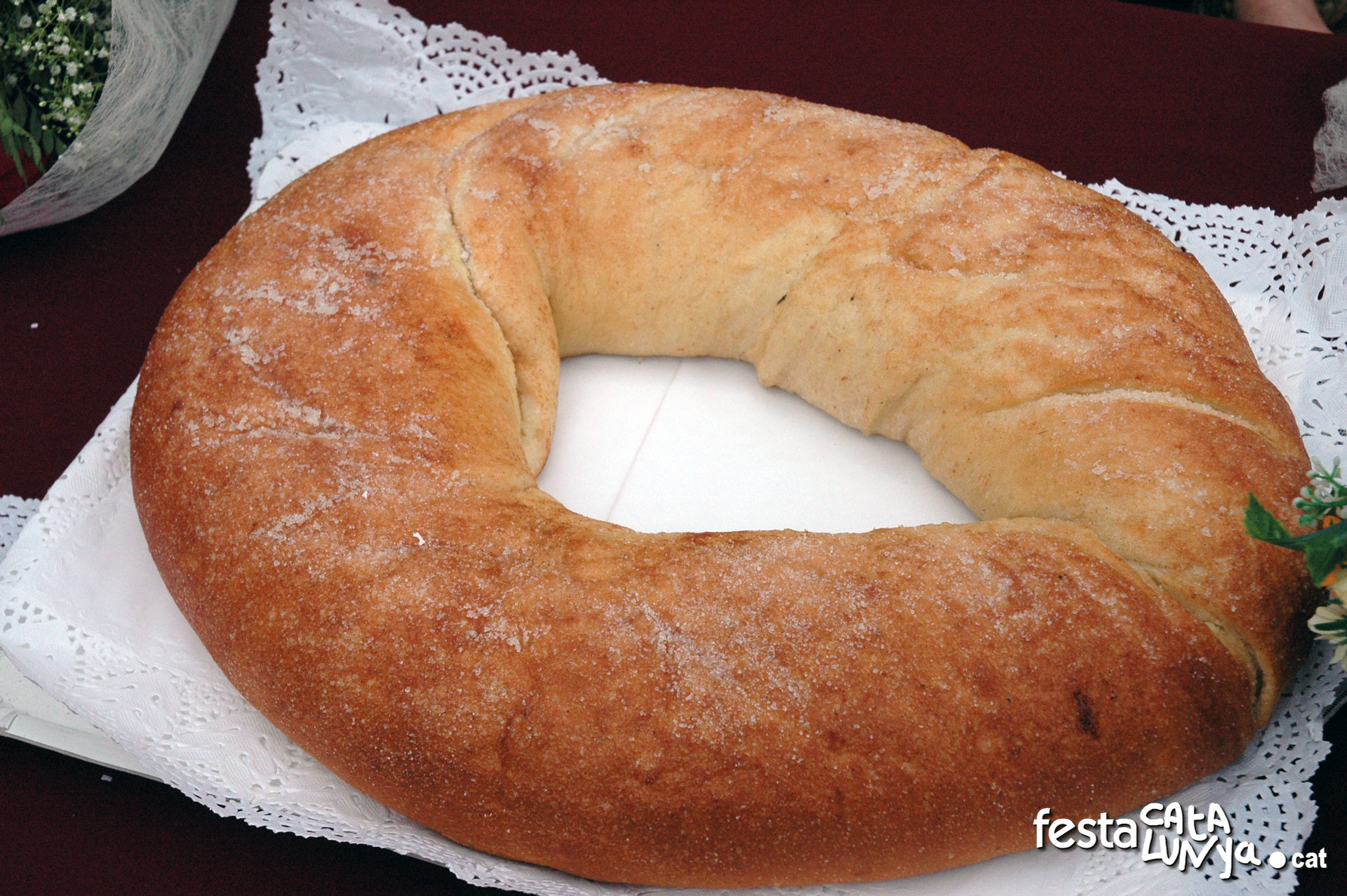 Vallbona d'Anoia - Treure ball, ball del Roser, ball de la garlanda