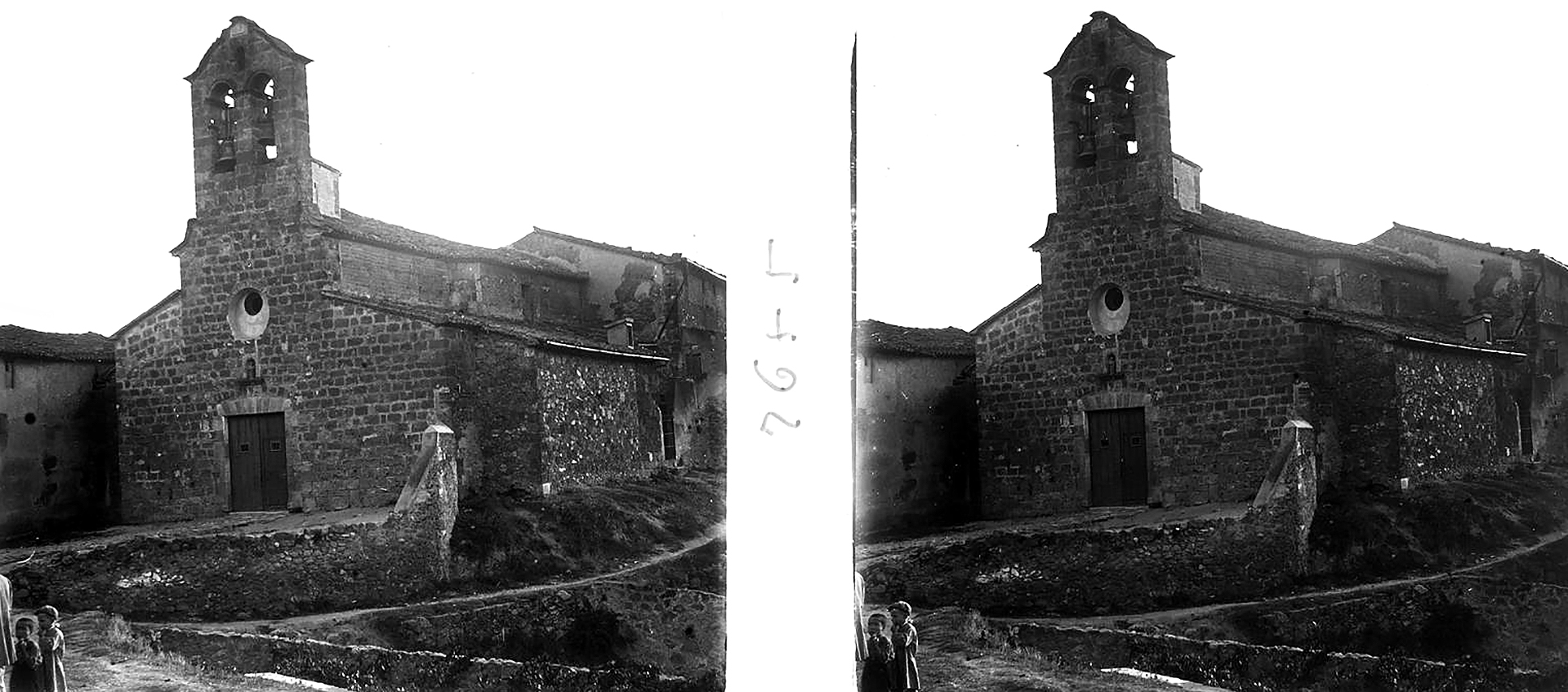 Vallbona d'Anoia - Antiga església parroquial de Sant Bartomeu (Fons Salvany. Biblioteca de Catalunya. Any1912)