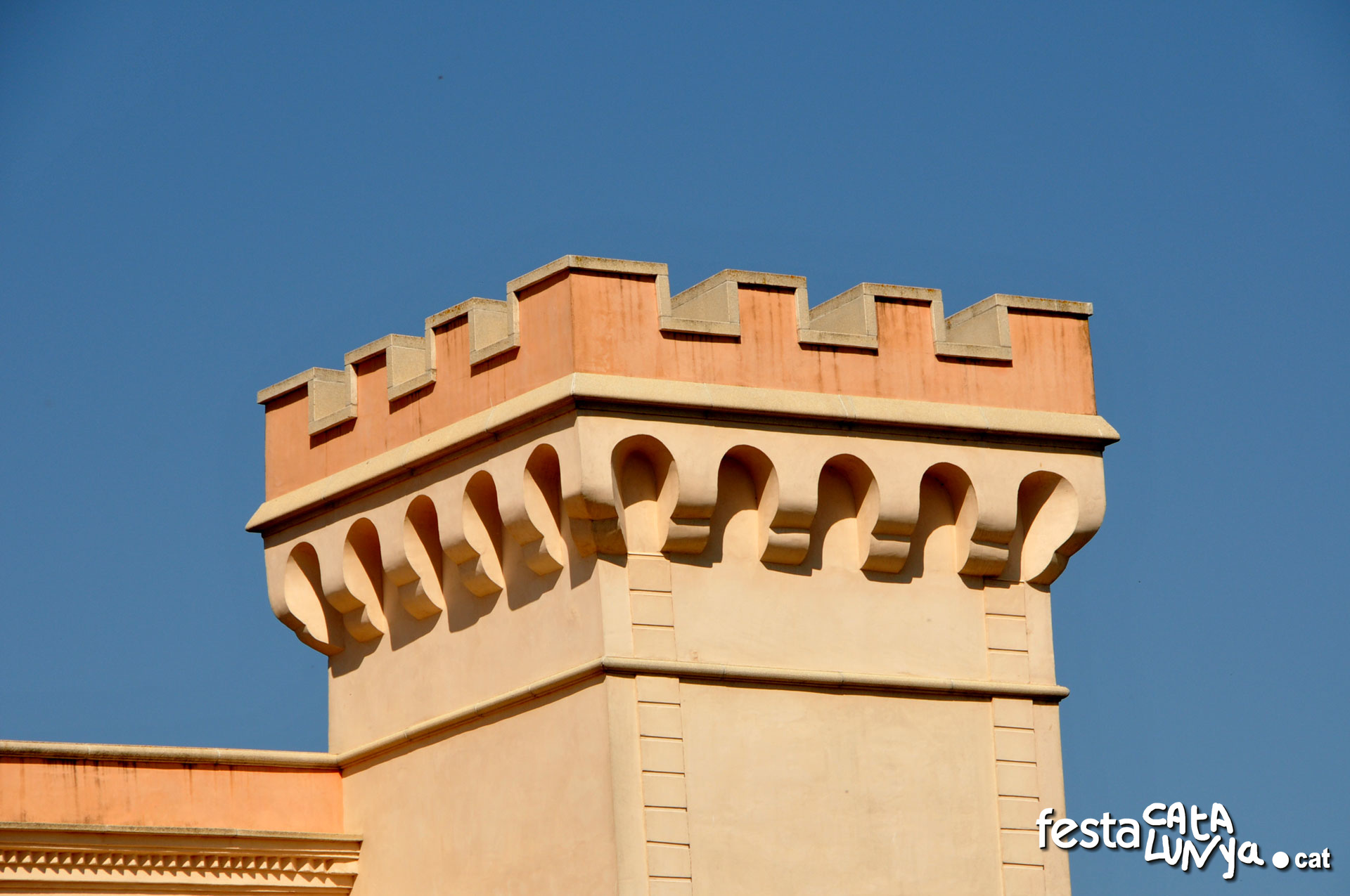 Vilobí d'Onyar - Castell
