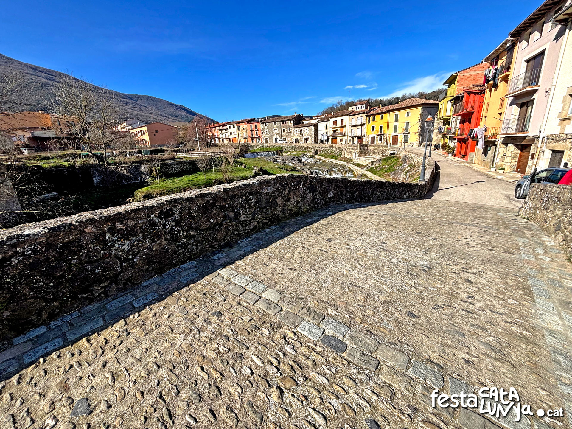 Sant Feliu de Pallerols - Cases notables del carrer de Sant Sebastià
