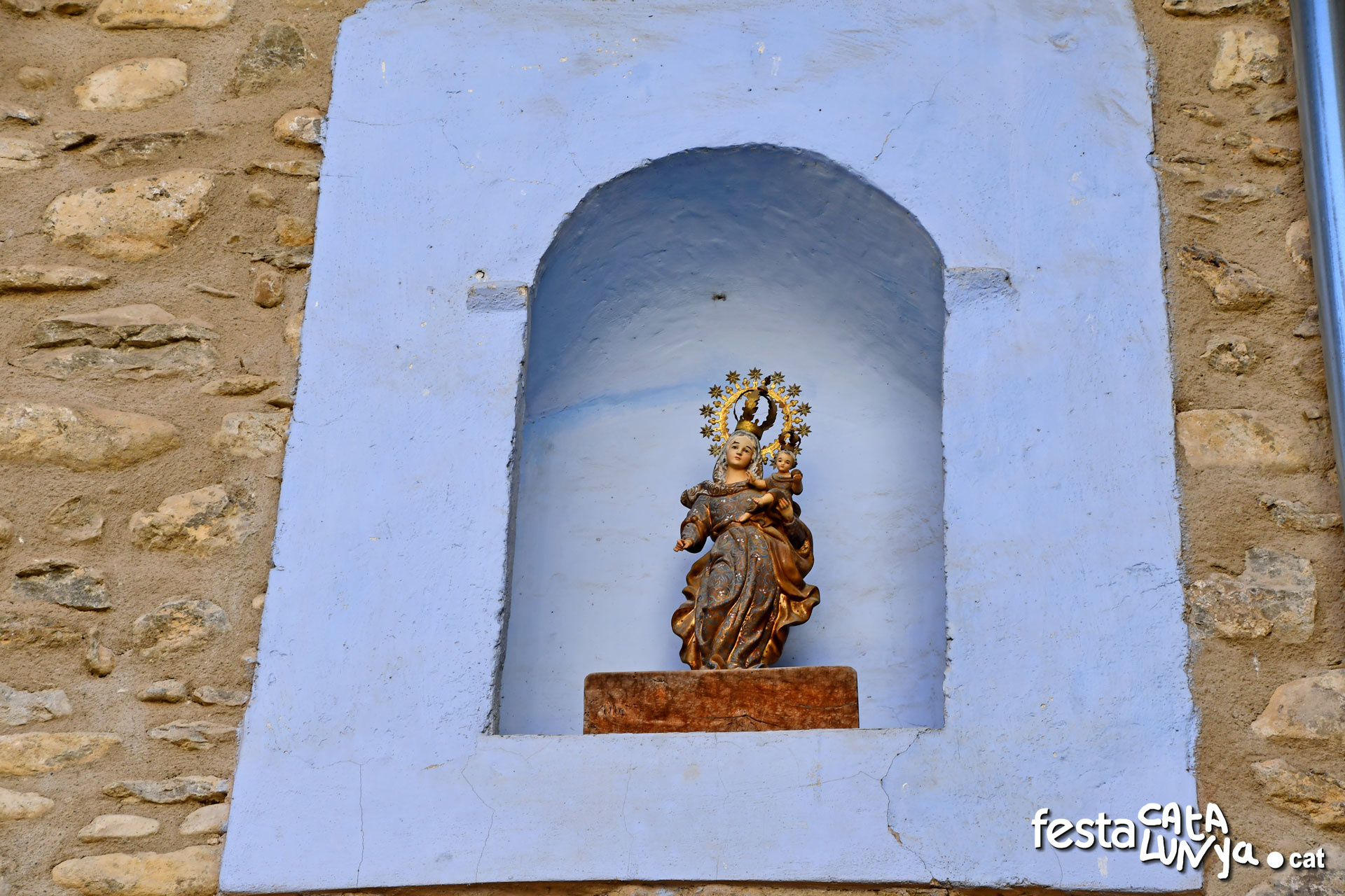 Carrer del Puig de Sant Feliu de Pallerols ***