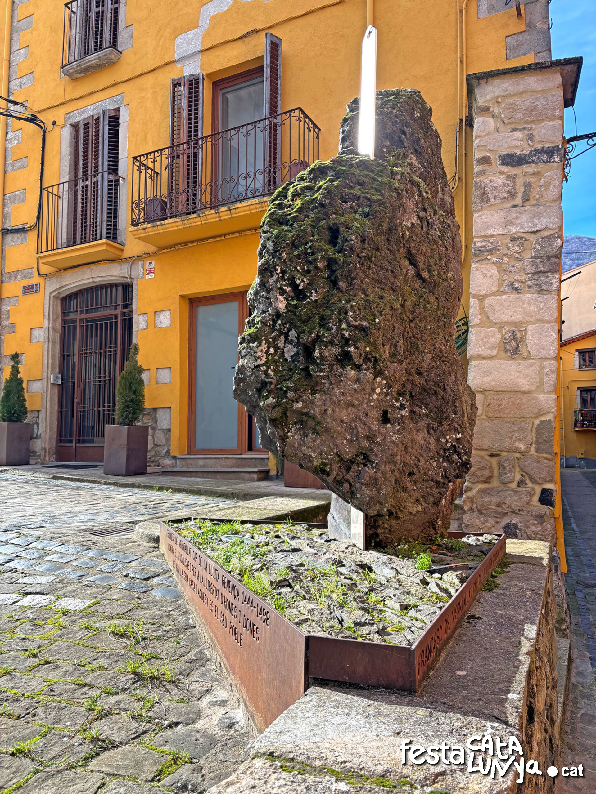 Sant Feliu de Pallerols - Casa de Verntallat
