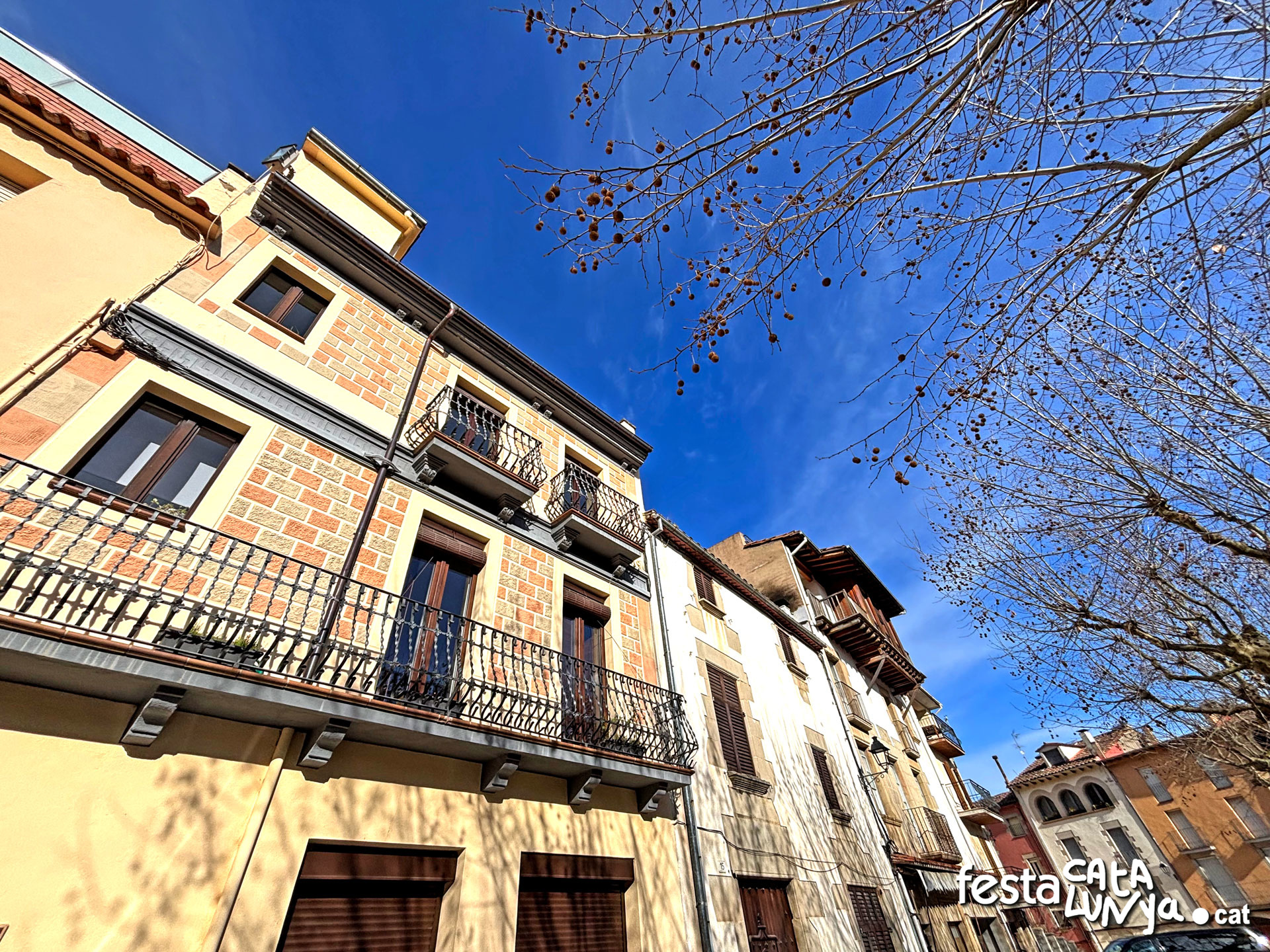 Sant Feliu de Pallerols - El Firal, una mirada en detall