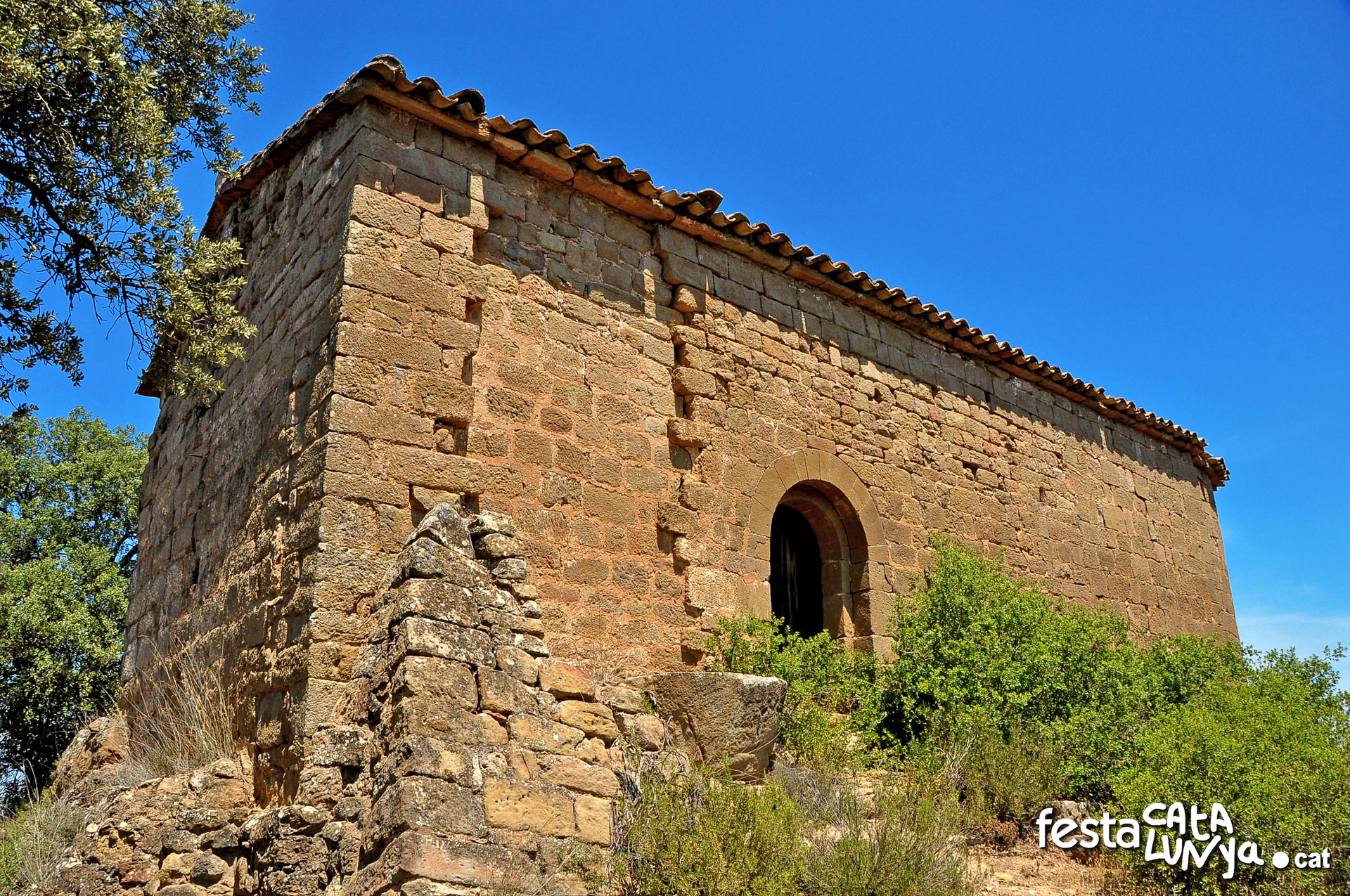 Sant Pere de Figuerola ***