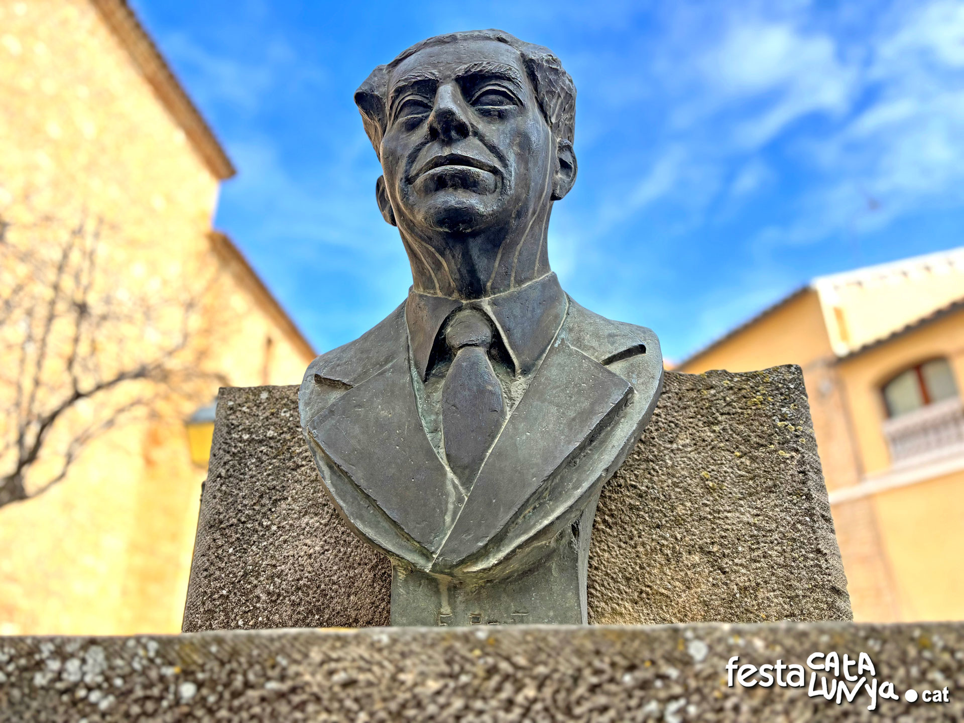 Juneda - Monument al Dr. Cornudella