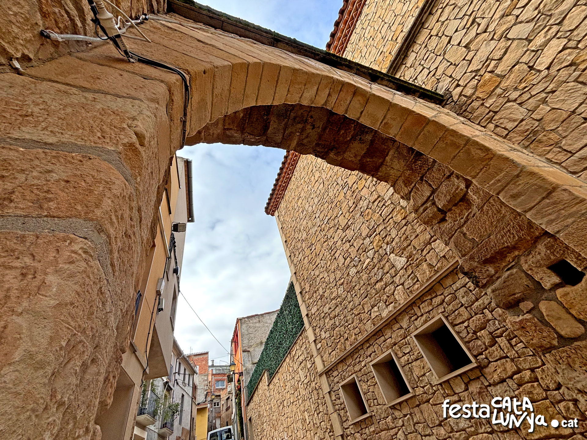 Portal de Lamarca o antic portal d'Arbeca a Juneda