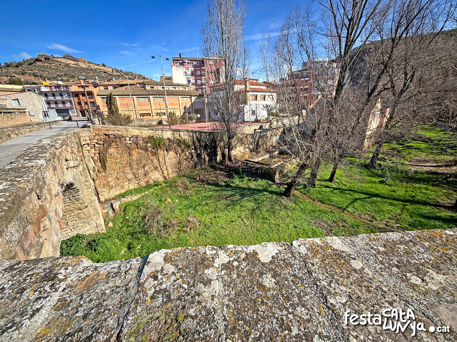 Sanaüja - Pont medieval