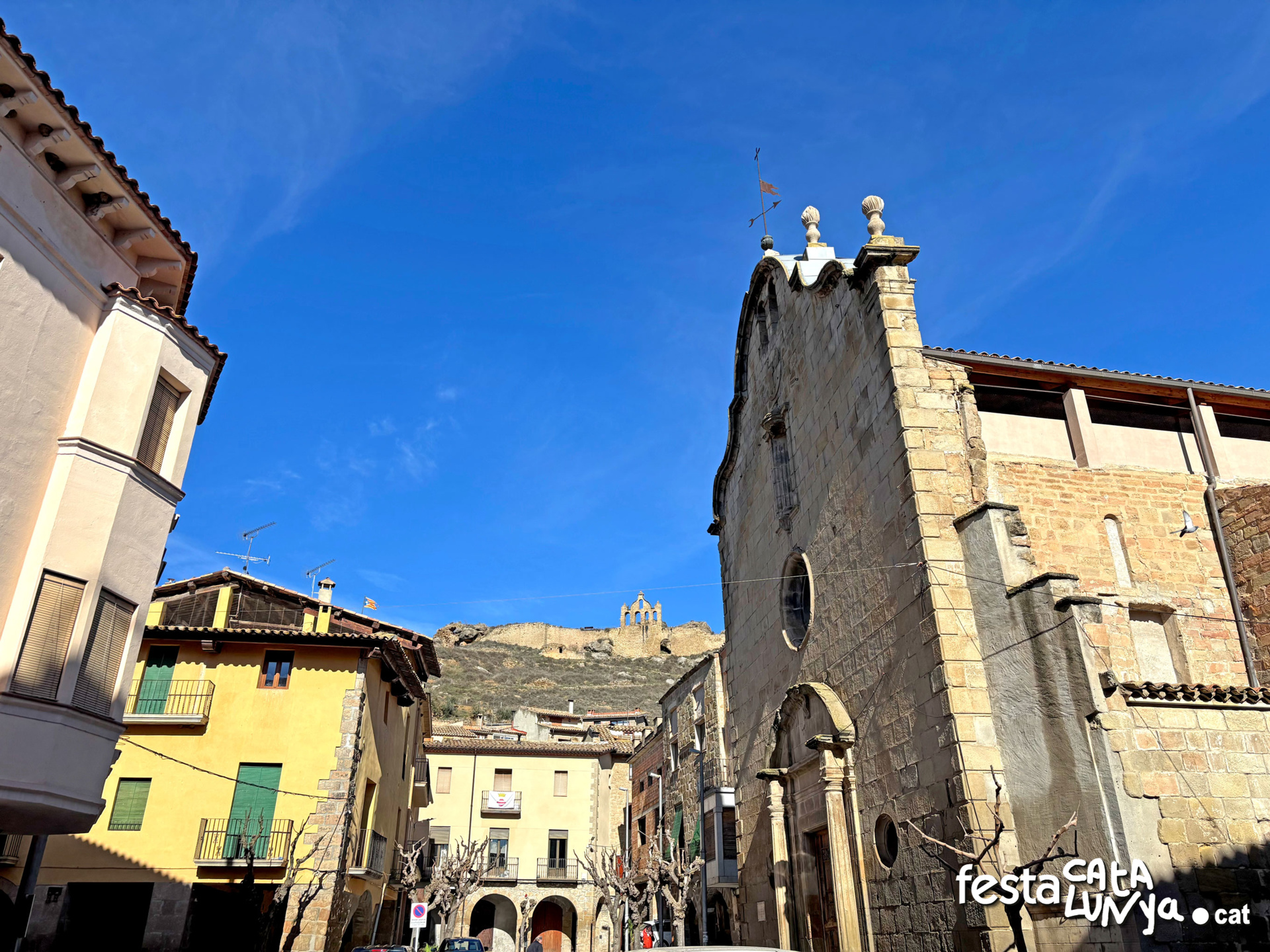 Sanaüja - Plaça Major