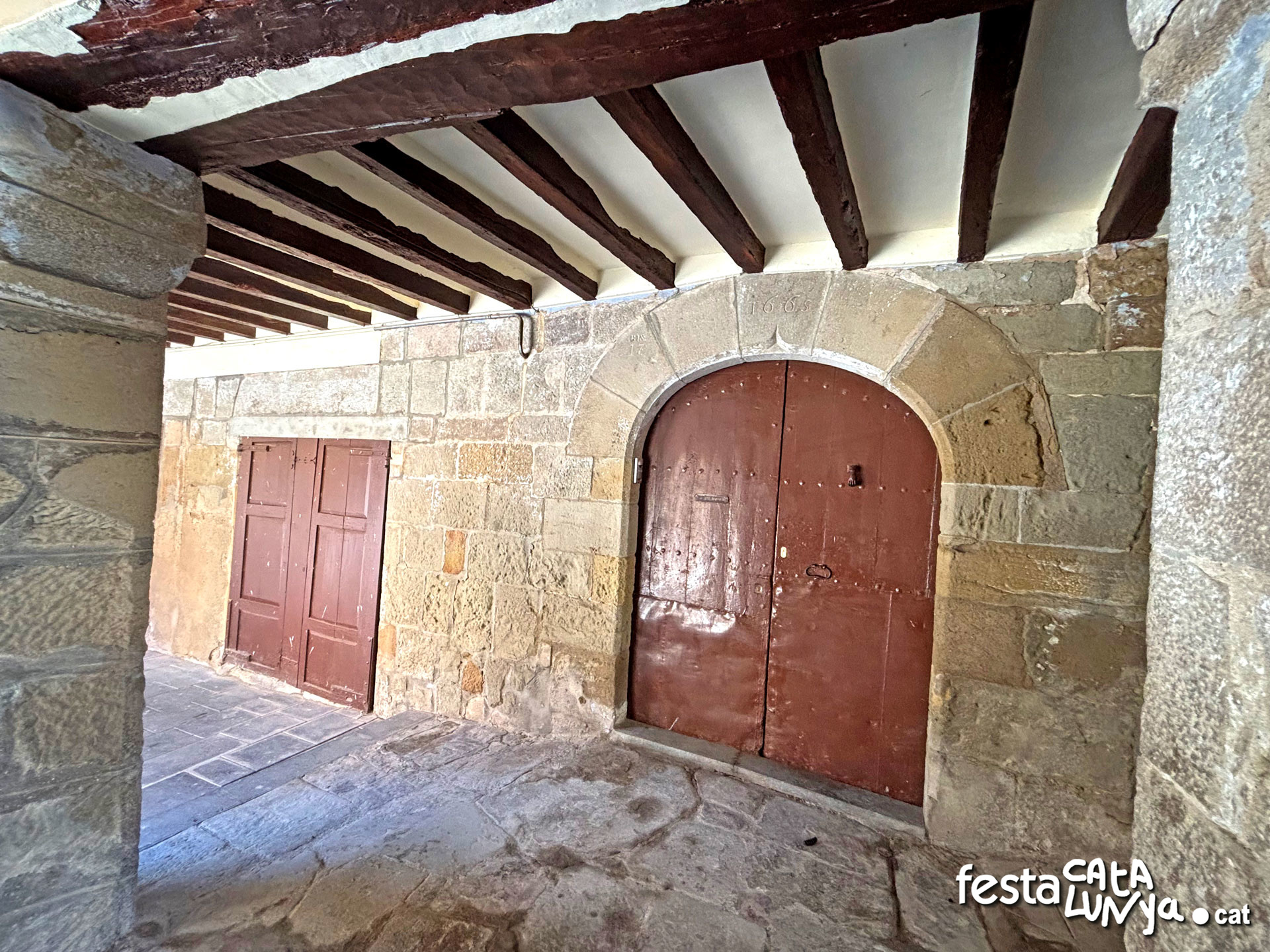 Sanaüja - Plaça Major