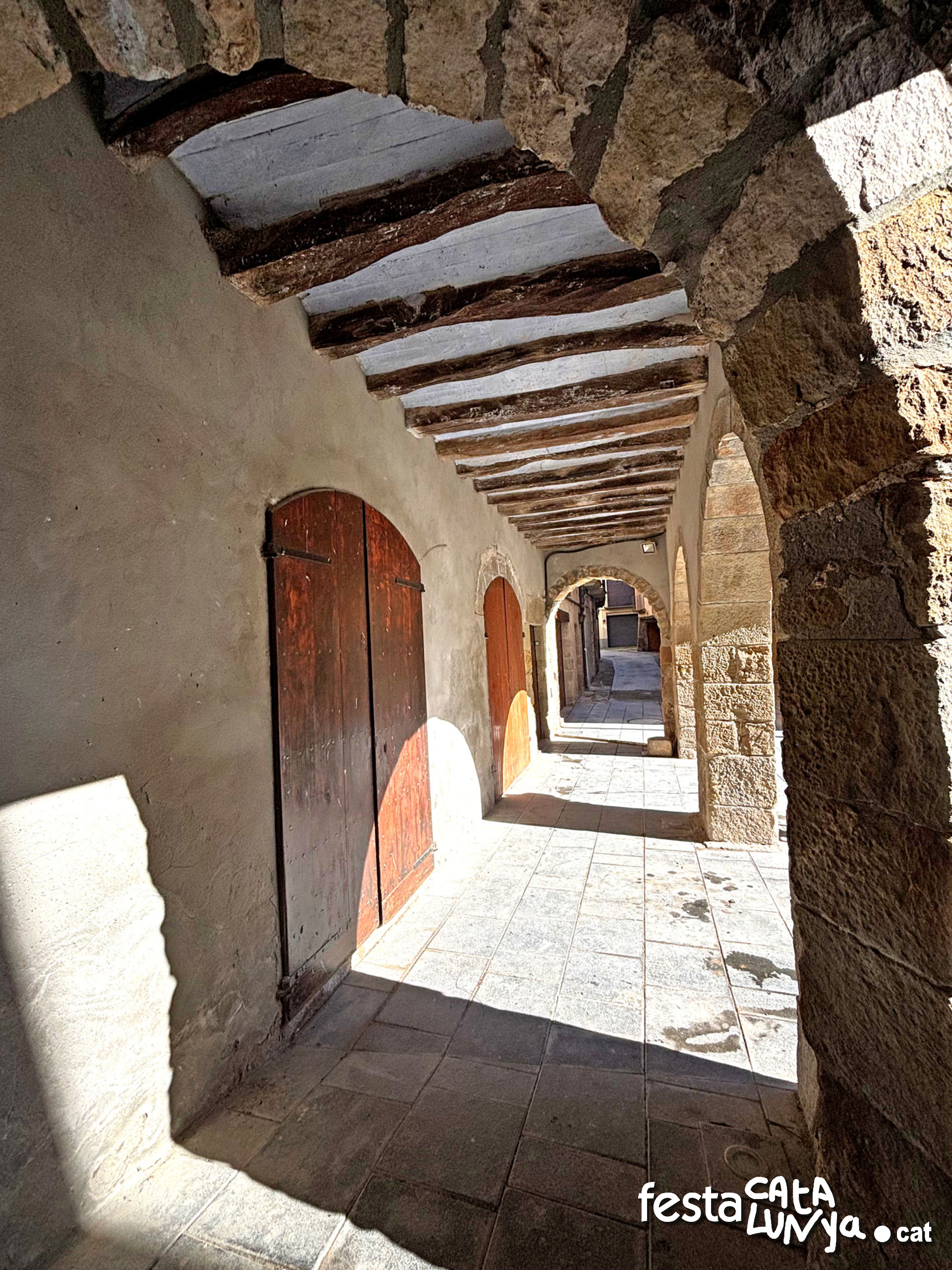 Sanaüja - Plaça Major