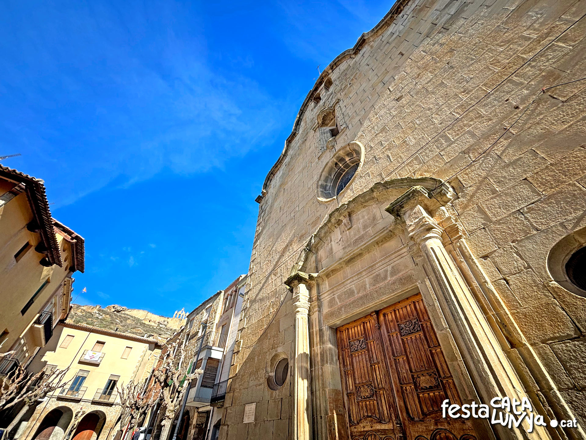 Sanaüja - Església parroquial de Santa Maria
