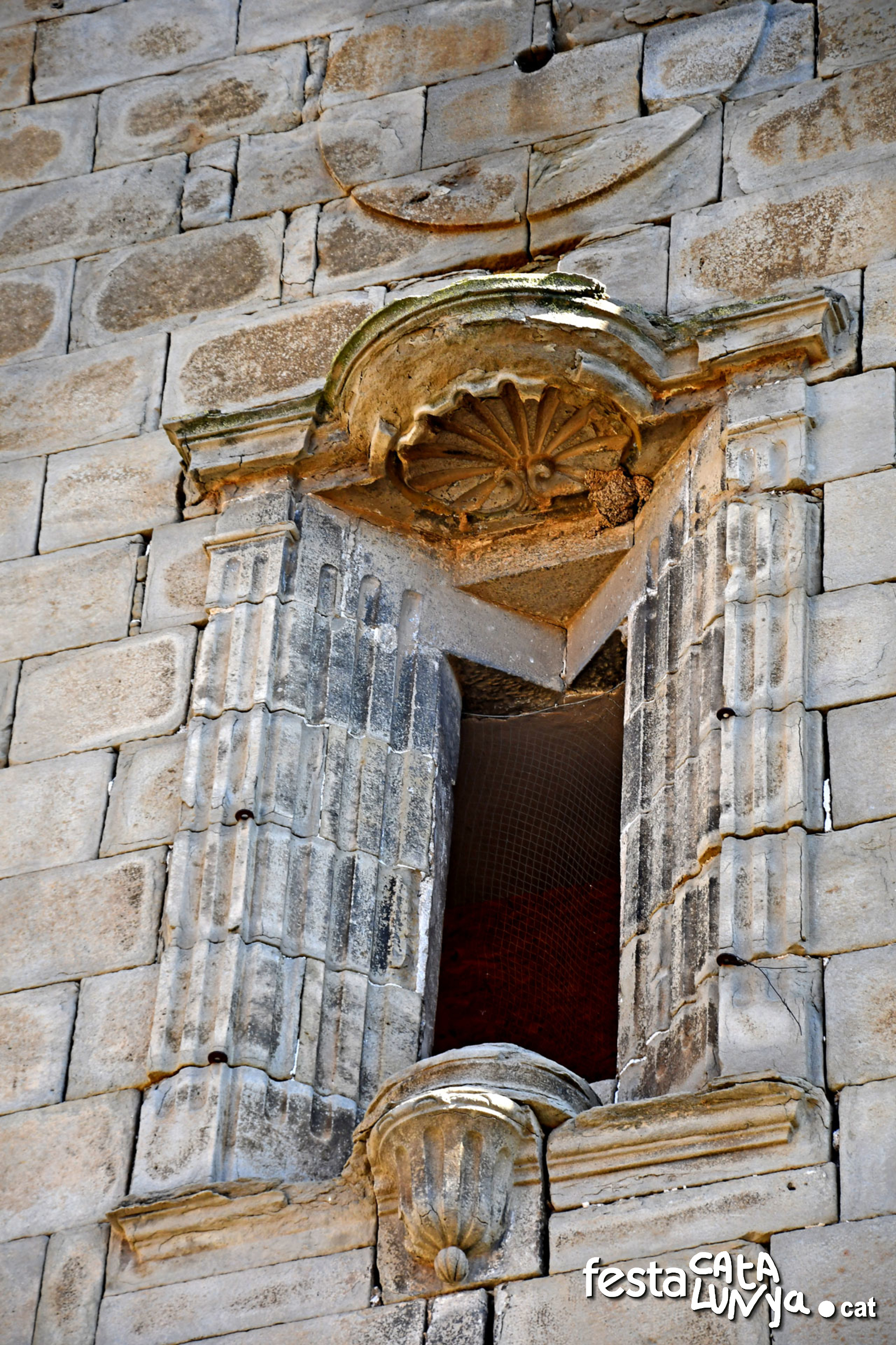 Sanaüja - Església parroquial de Santa Maria