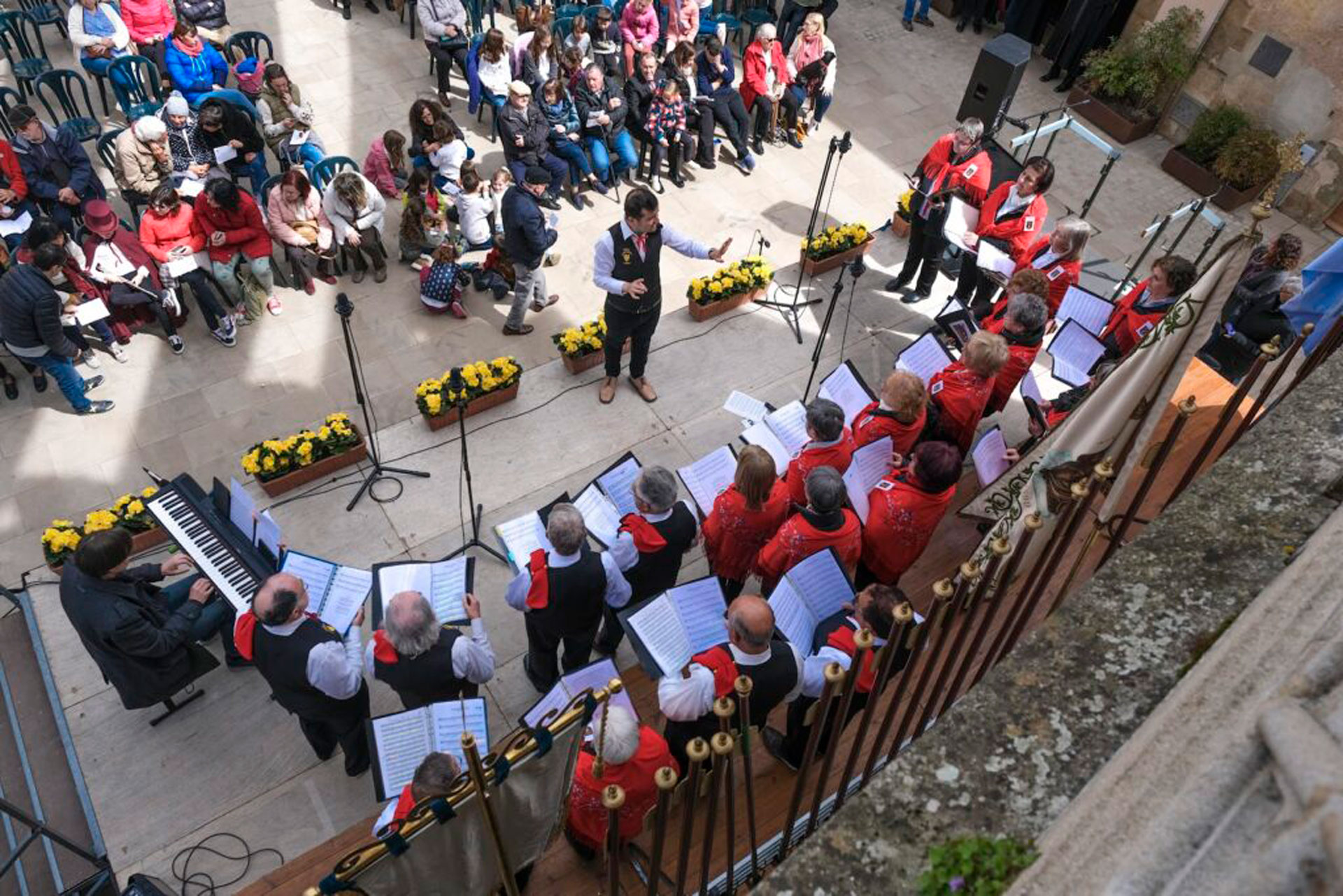 Sant Julià de Vilatorta - Caramelles del Roser (Foto: caramellesvilatorta.cat)