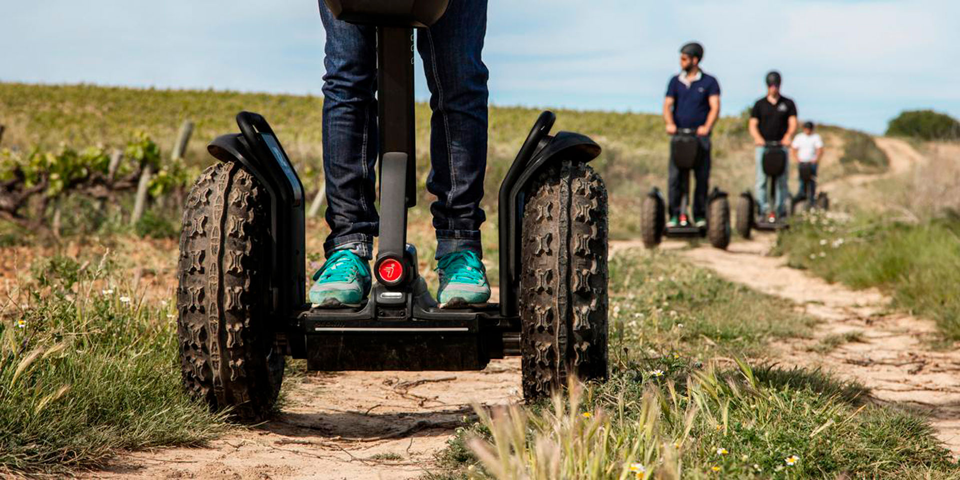 Ecoruta turística guiada en segway pel Penedès entre vinyes - Esportec