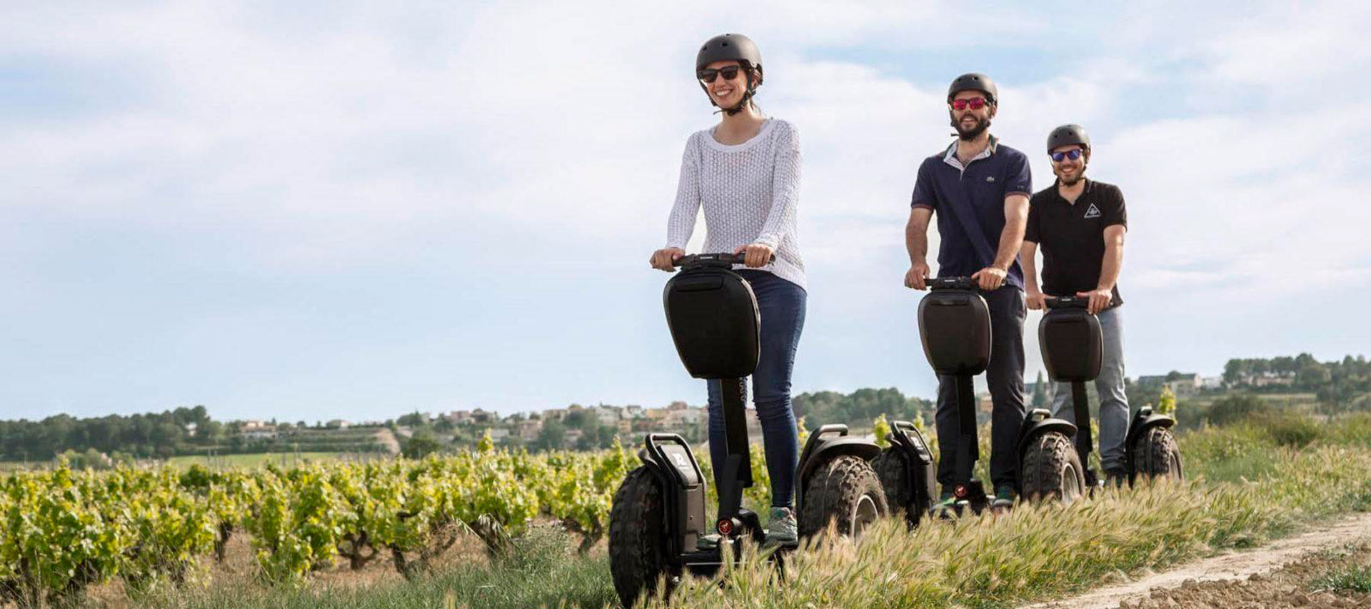 Esportec - Ecoruta turística guiada en segway pel Penedès entre vinyes