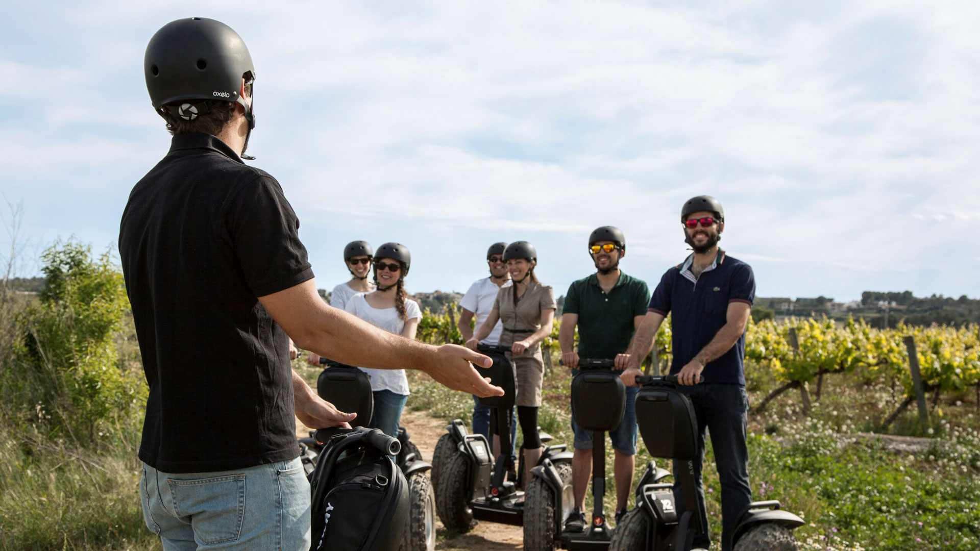 Esportec - Ecoruta turística guiada en segway pel Penedès entre vinyes