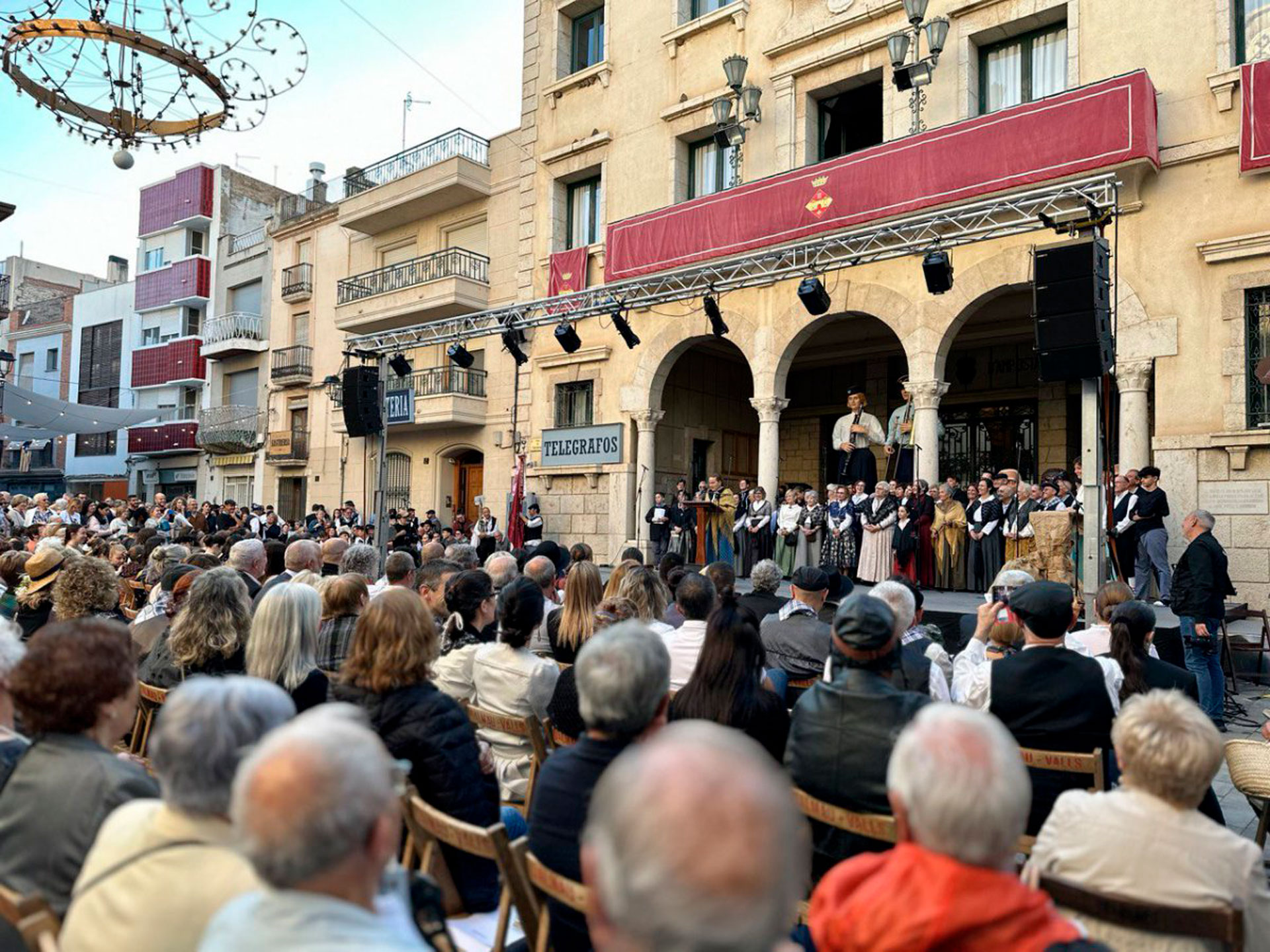 Amposta - Festa del Mercat a la Plaça (Foto: www.amposta.cat)