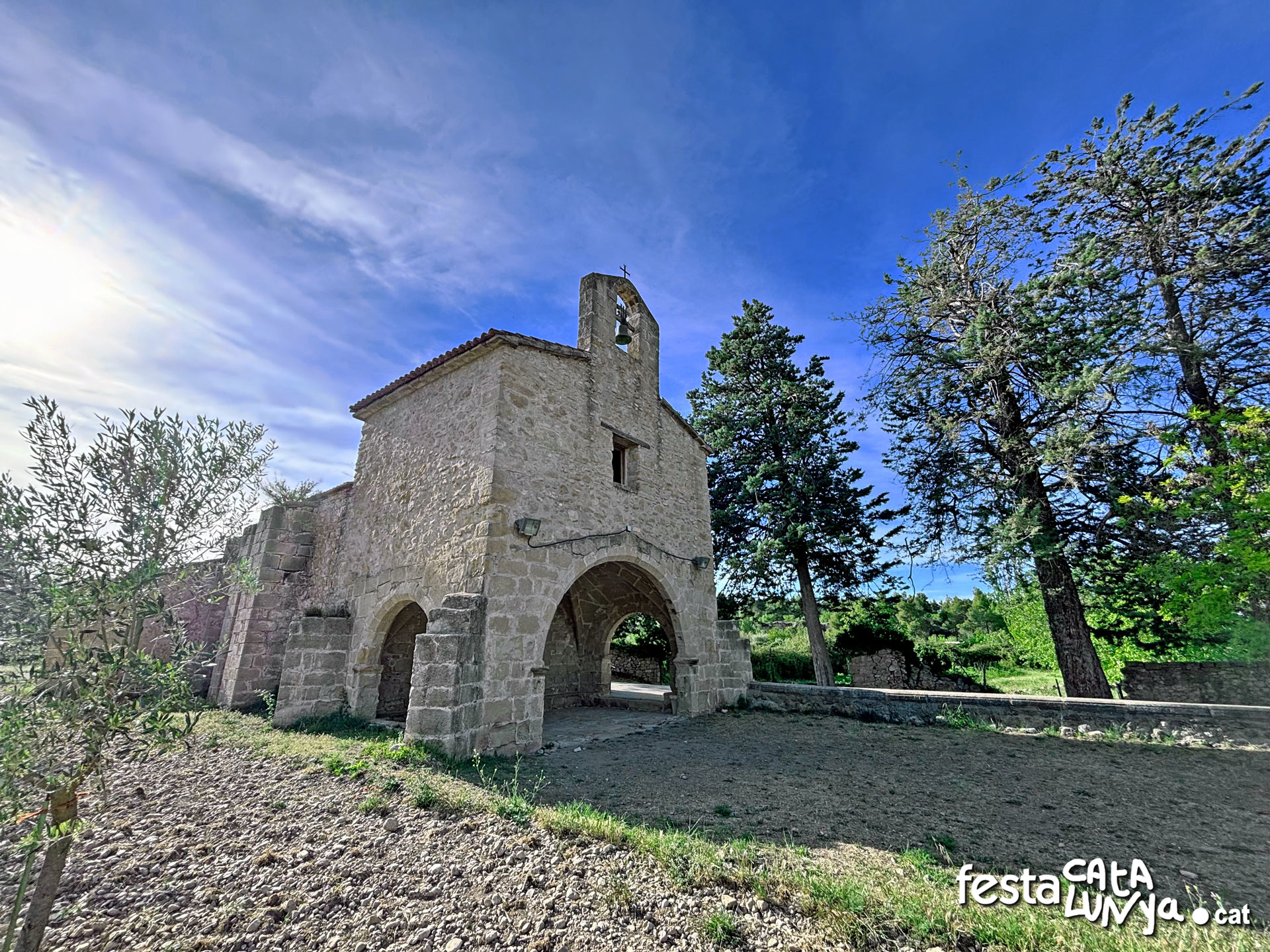 Santa Madrona d'Arnes