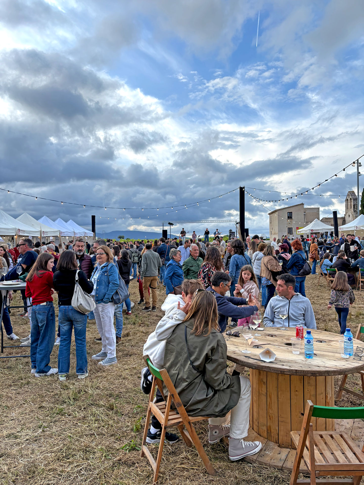 Les Cabanyes - Vilantí, Festival de música i vi a Sant Valentí (Foto: Penedès Turisme)