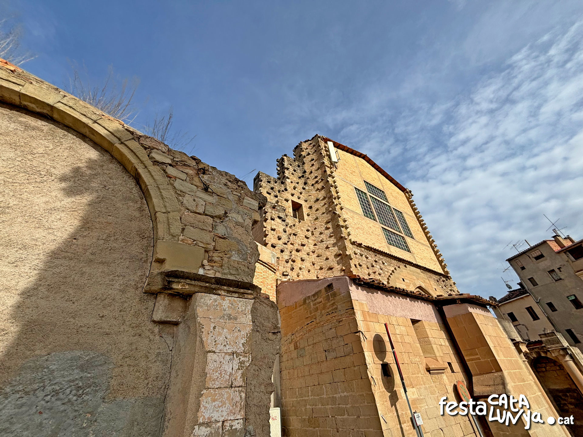 Església del Carme, antic convent i claustre de Manresa