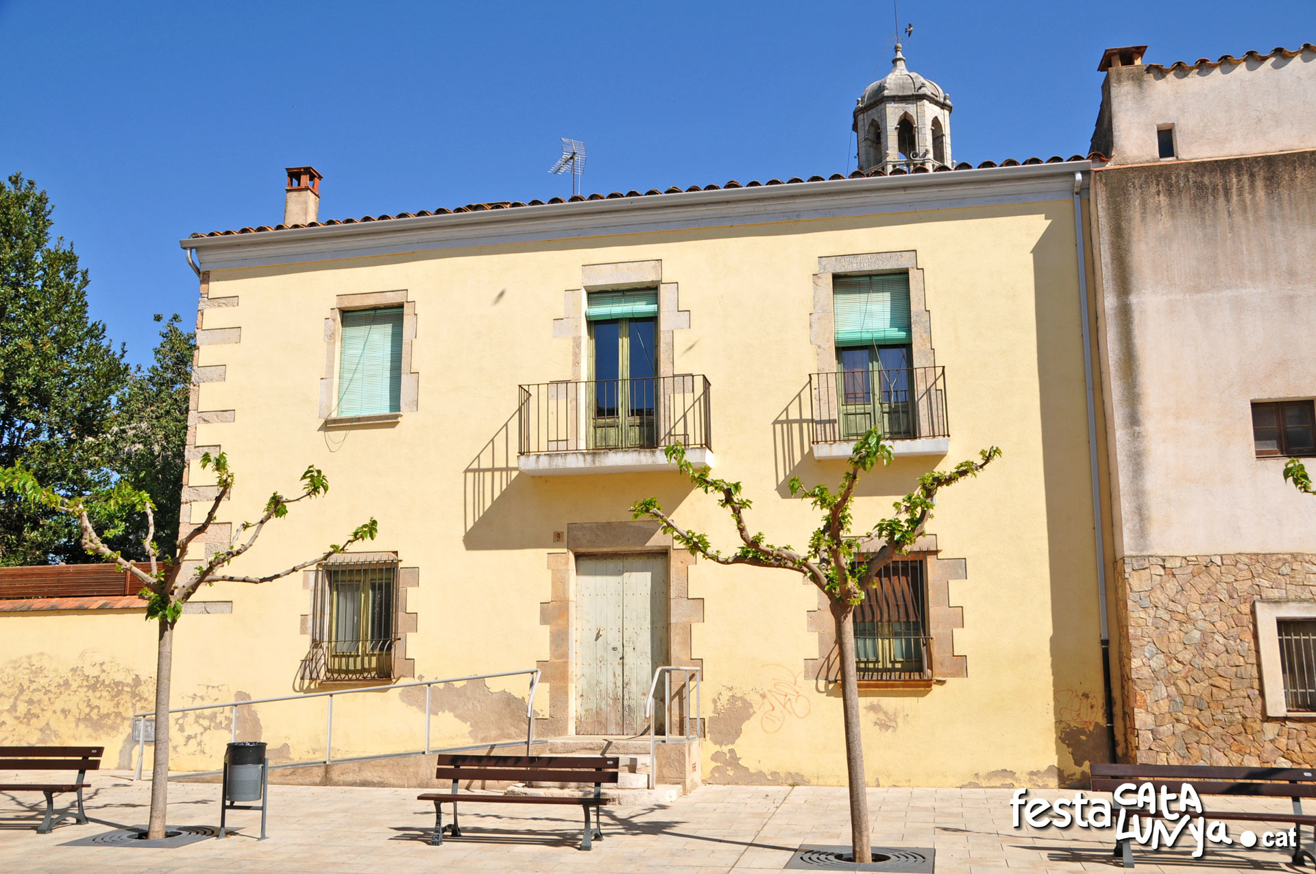 Vilobí d'Onyar - Plaça Vella - Rectoria