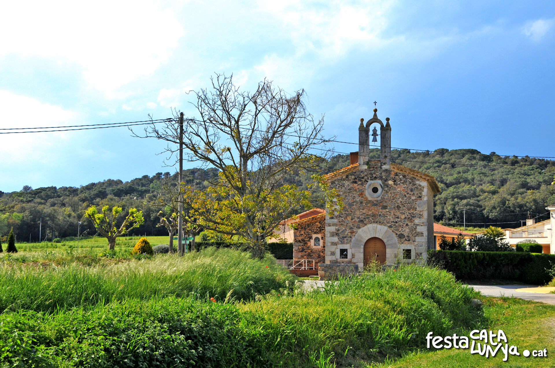 Vilobí d'Onyar - Ermita de la Mare de Déu de les Fonts al veïnat de Salitja