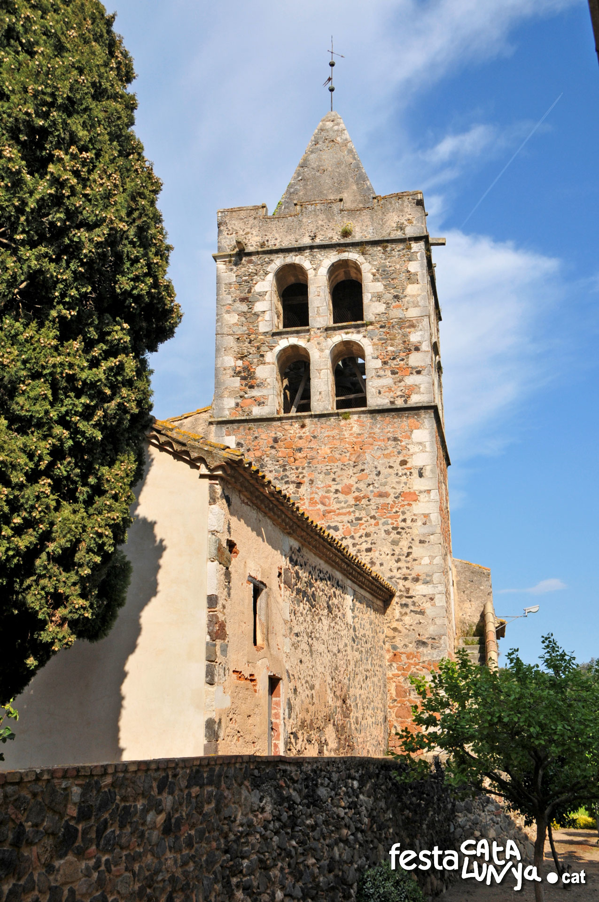 Vilobí d'Onyar - Església parroquial de Sant Dalmai