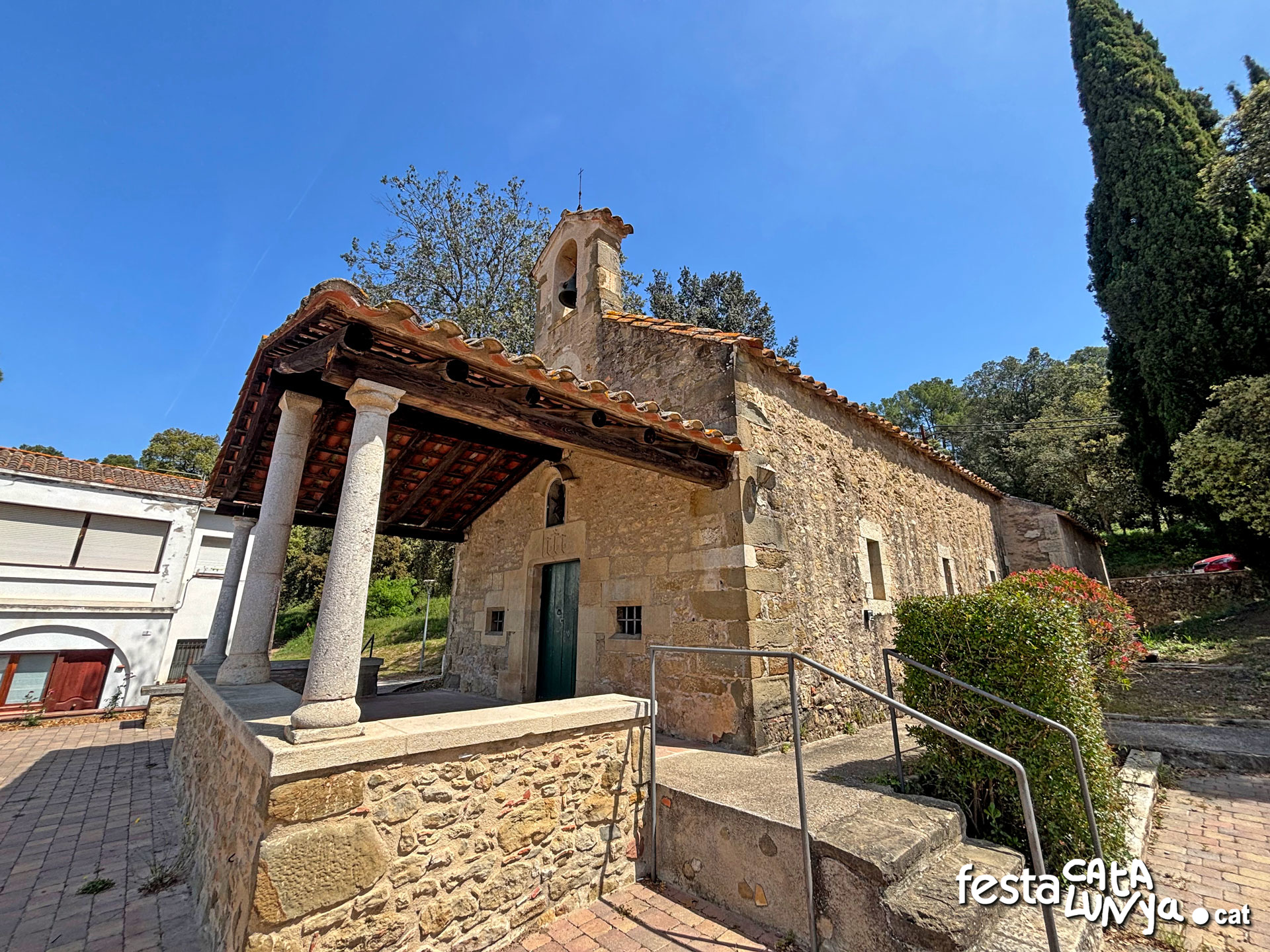 Flaçà - Ermita de Sant Fermí a la Colònia Salvador Torras i Domènech