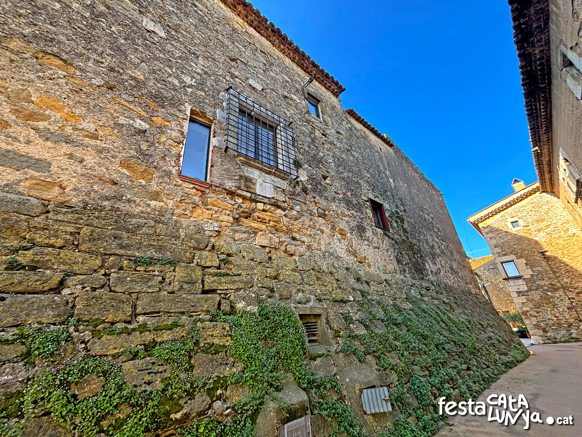 Sant Jordi Desvalls - Castell de Sant Jordi