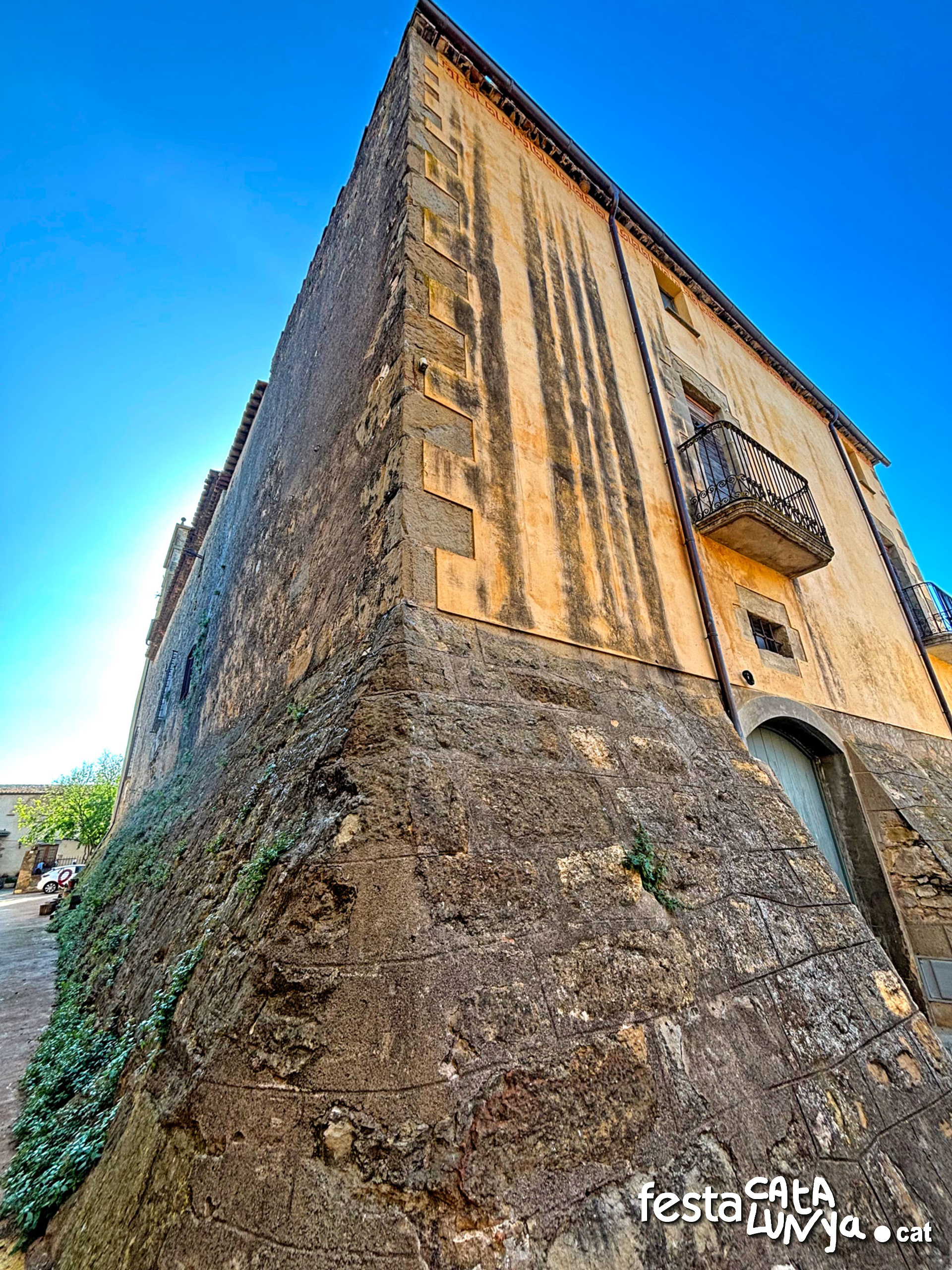 Sant Jordi Desvalls - Castell de Sant Jordi