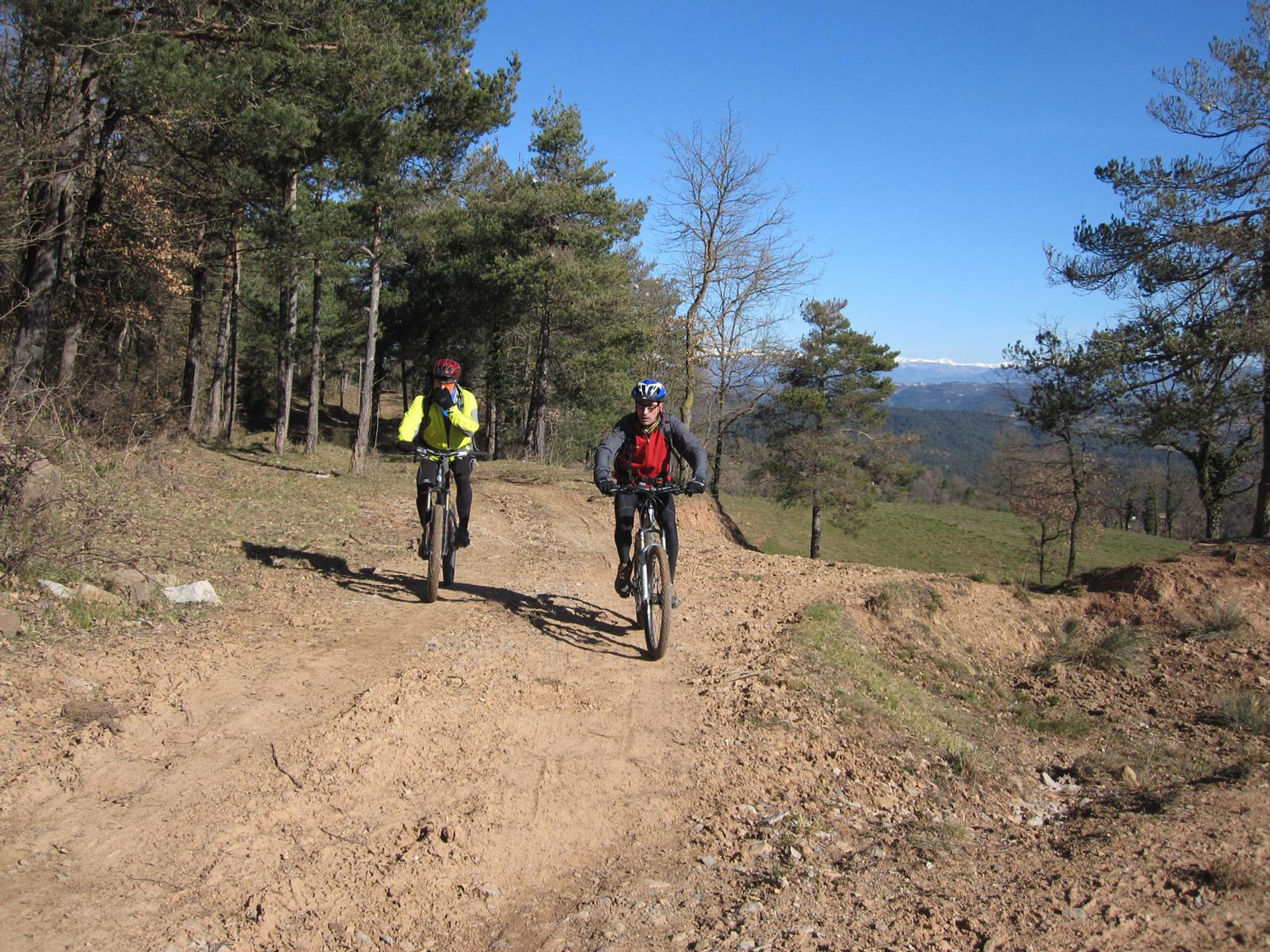 Santa Eulàlia de Riuprimer en BTT
