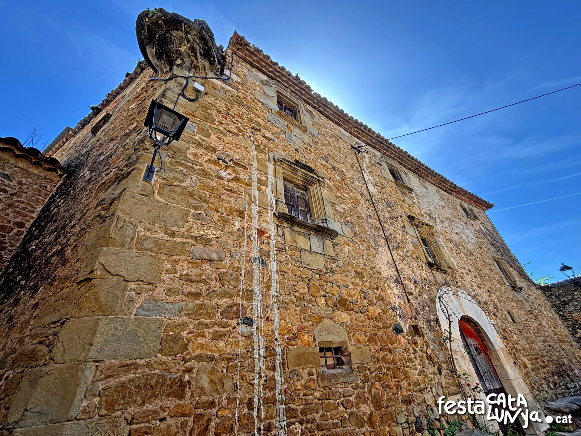 Flaçà - Can Balle, Can Llausàs o torre del marquès de Vallgornera