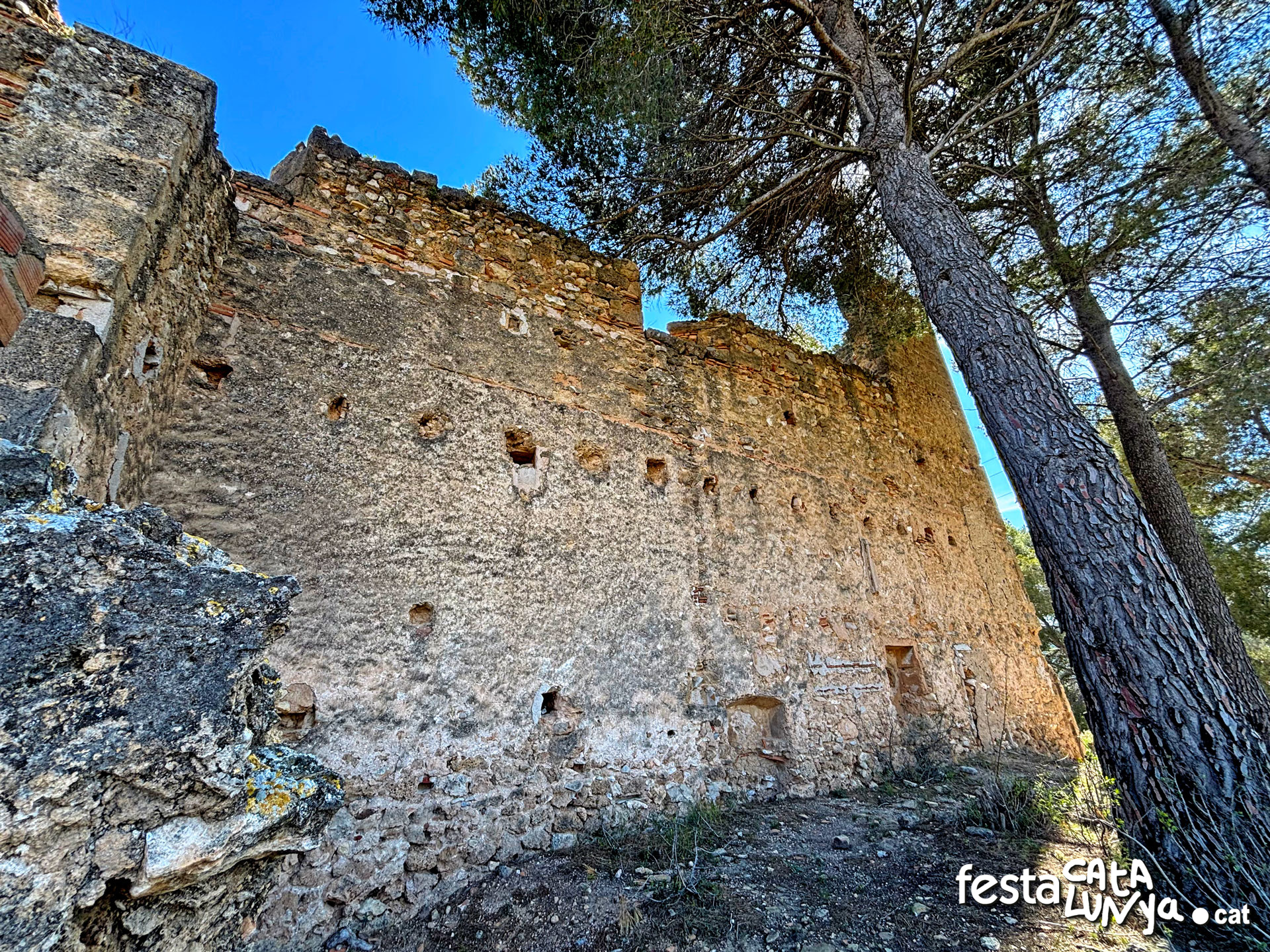 Sant Quintí de Mediona - Ermita de Sant Antoni i Torre Carlina