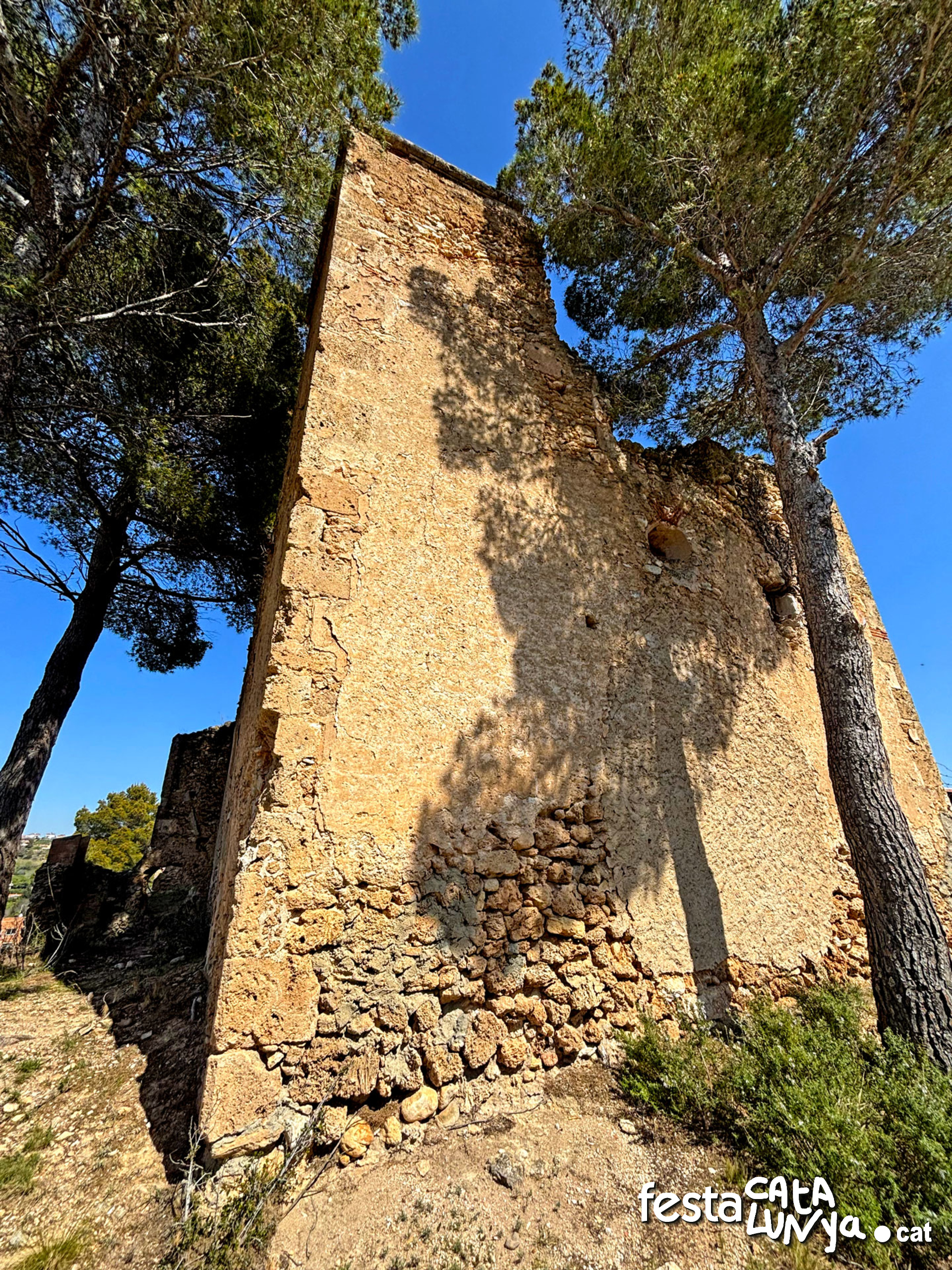 Sant Quintí de Mediona - Ermita de Sant Antoni i Torre Carlina