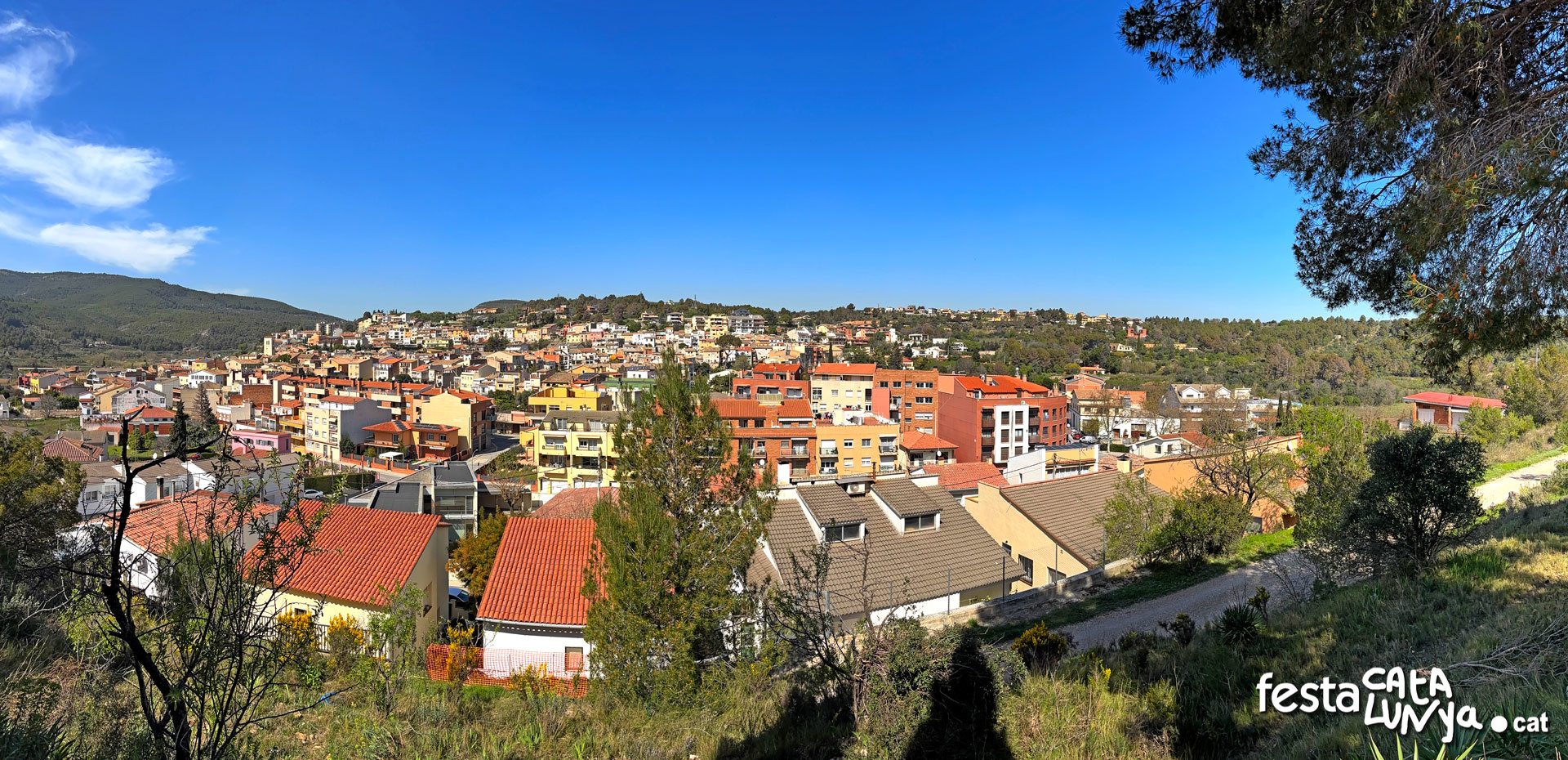 Sant Quintí de Mediona - Ermita de Sant Antoni i Torre Carlina - Vistes panoràmiques