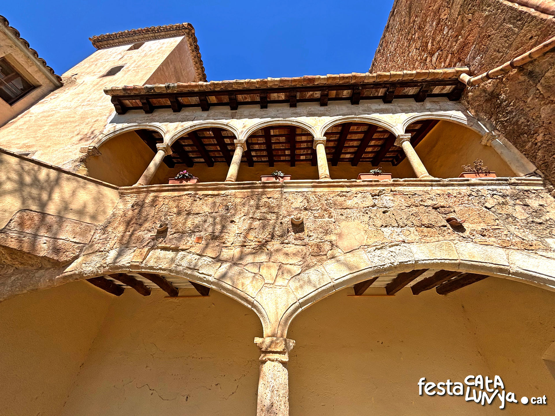 Sant Quintí de Mediona - Priorat Benedictí i Capítol