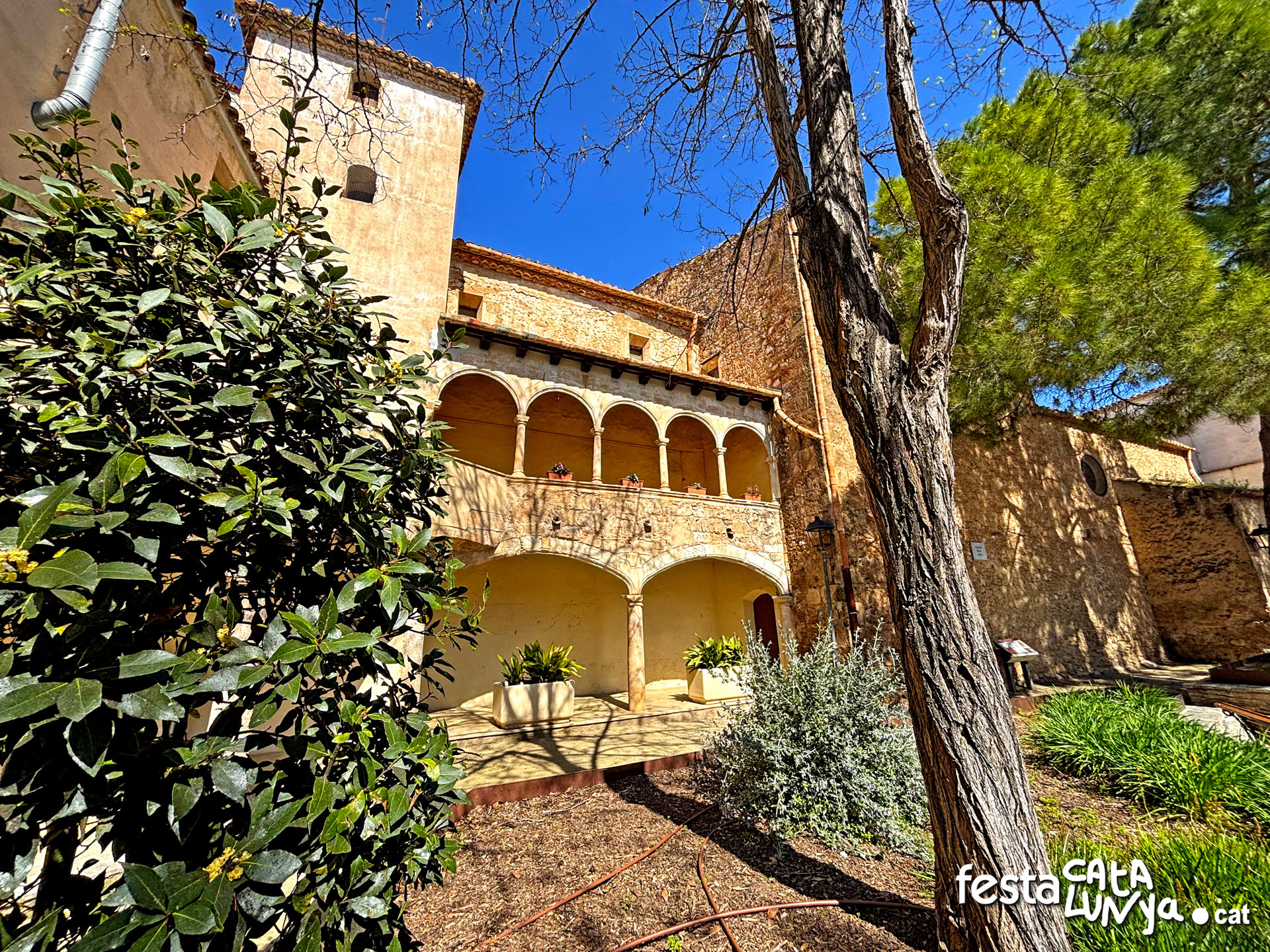 Sant Quintí de Mediona - Priorat Benedictí i Capítol