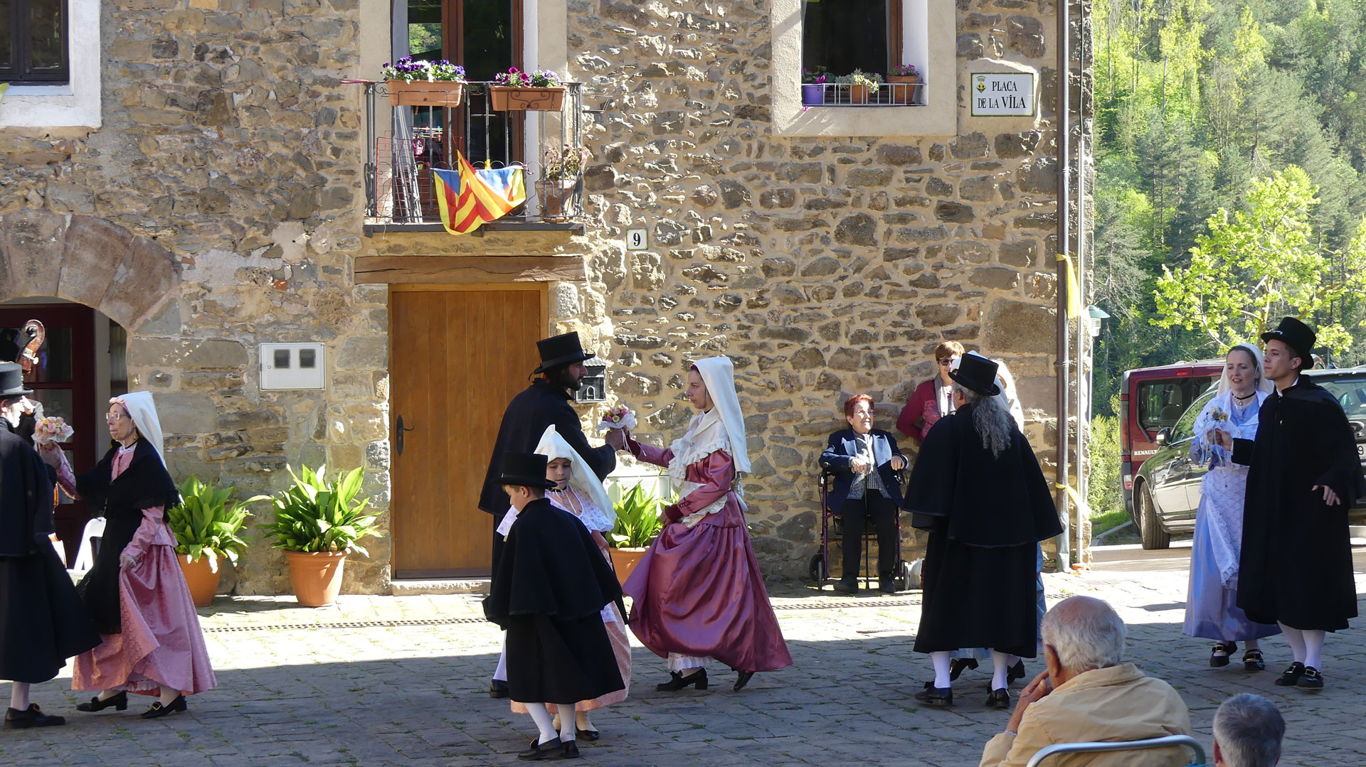 Vallfogona de Ripollès - Festa del Roser (Foto: historiavibrant.cat)