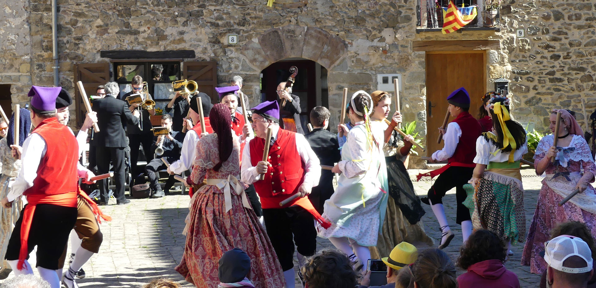 Vallfogona de Ripollès - Festa del Roser (Foto: historiavibrant.cat)