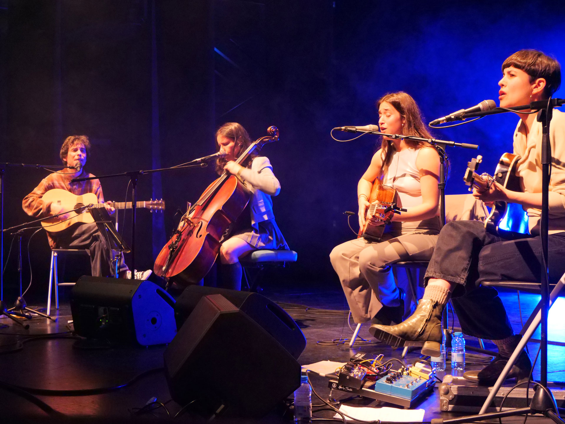 Roda de Ter - EnCanta, Festival de petit format de músiques d'autor (Foto: Ajuntament)