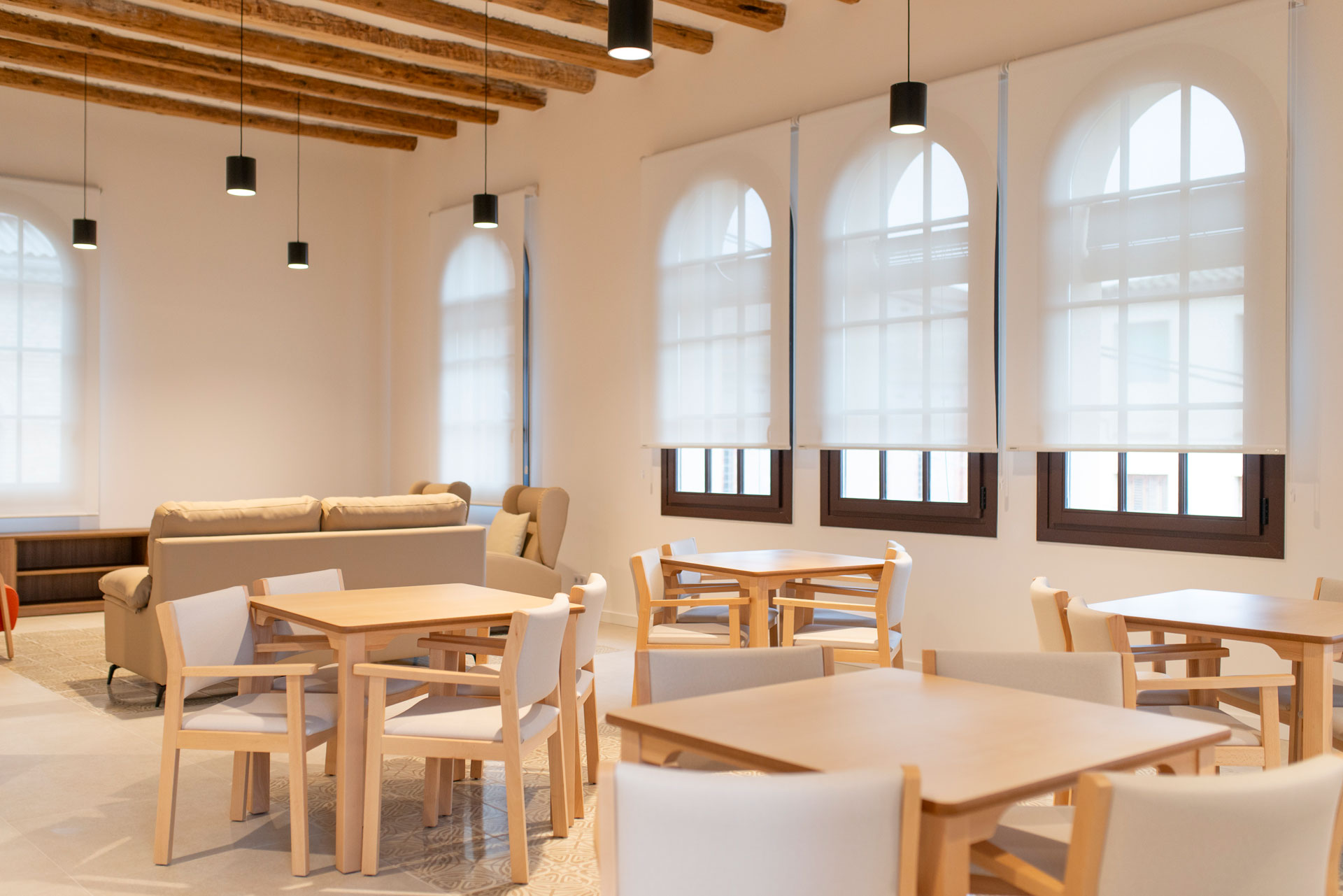 Térmens - Lo Convent, centre serveis per la Gent Gran a l'antiga rectoria del convent i Col·legi del Sagrat Cor (Foto: Ajuntament