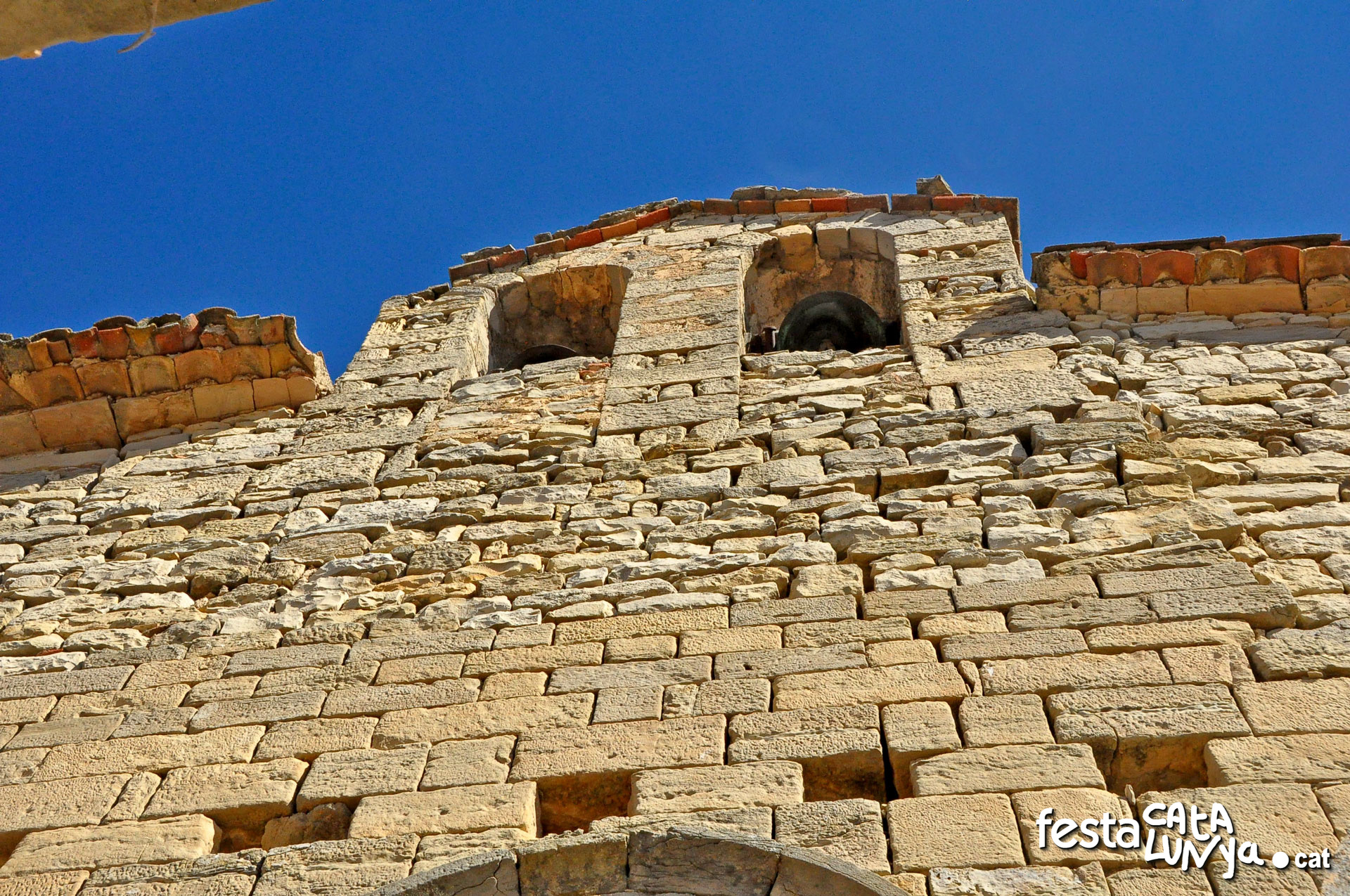 Les Piles - Església de Santa Maria de Guialmons
