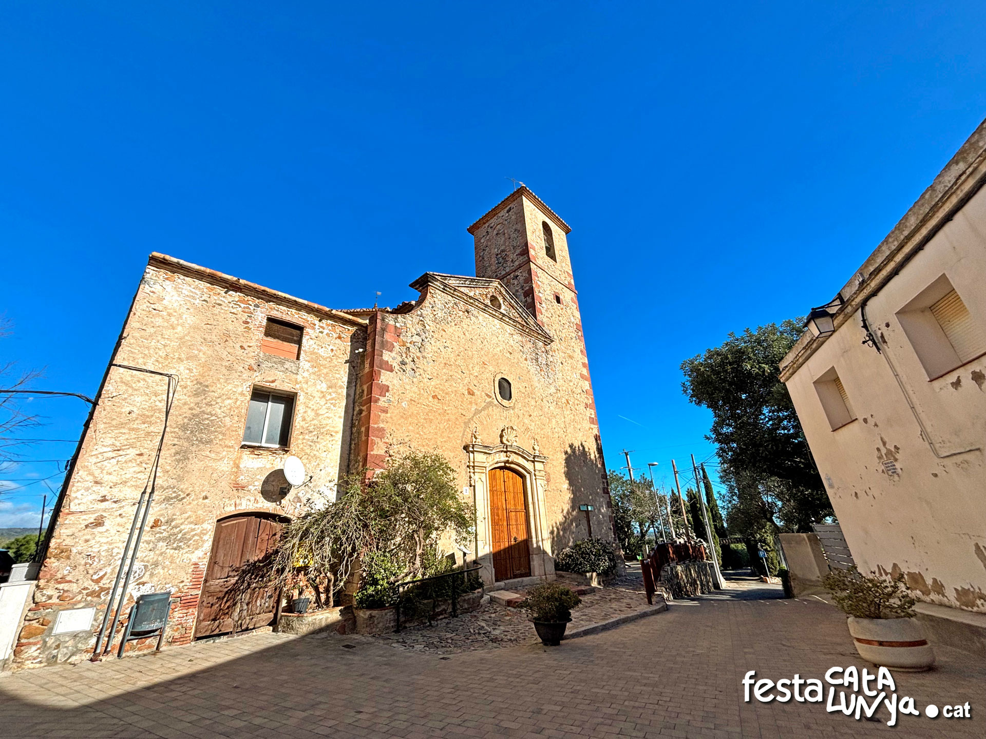 Vilanova d'Escornalbou - Església parroquial de Sant Joan Baptista de l'Arbocet