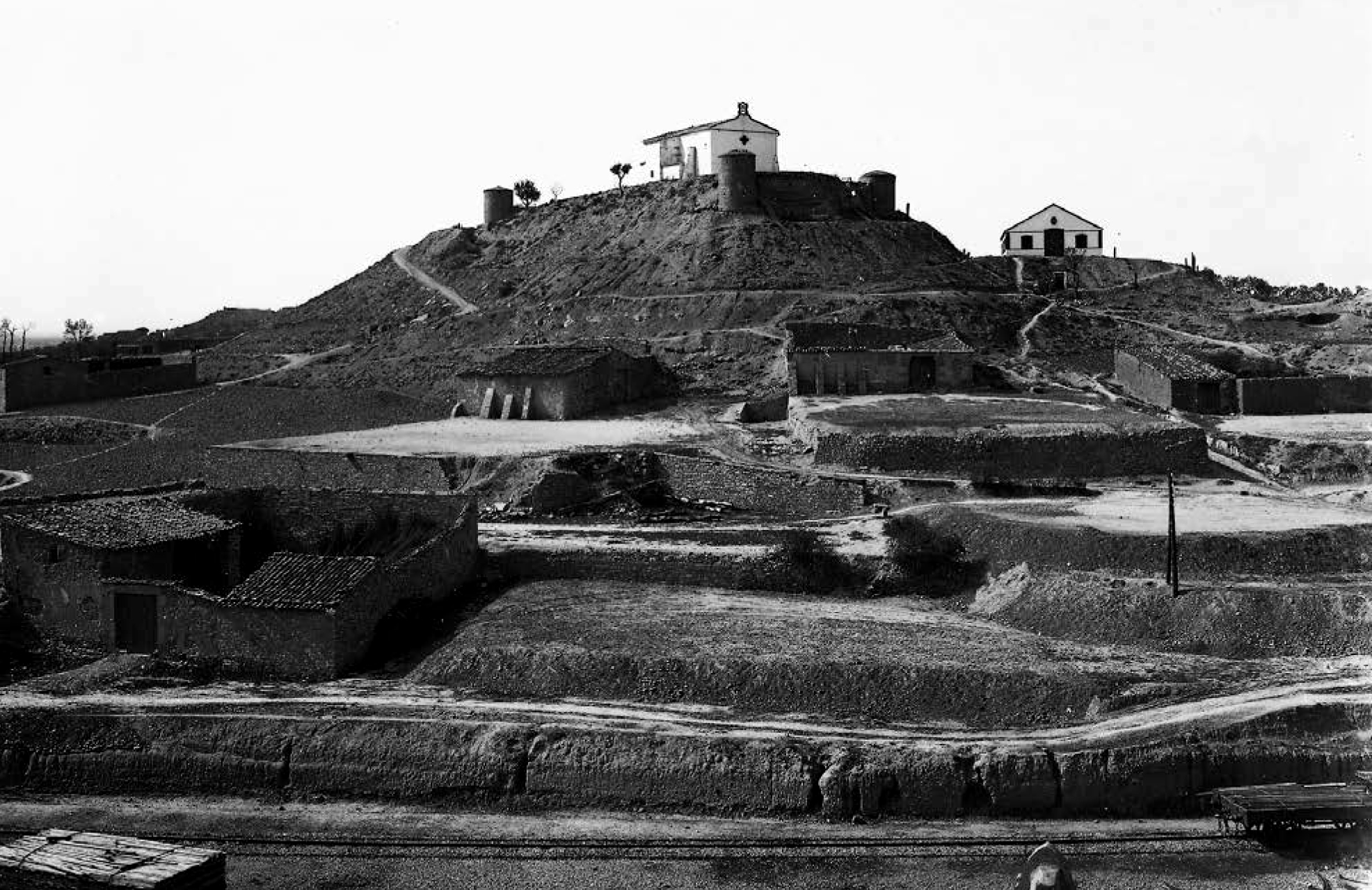 Tàrrega - Fortificacions Sant Eloi inicis segle XX Foto: L. Roisin i Bosnard (Institut d’Estudis Fotogràfics de Catalunya)
